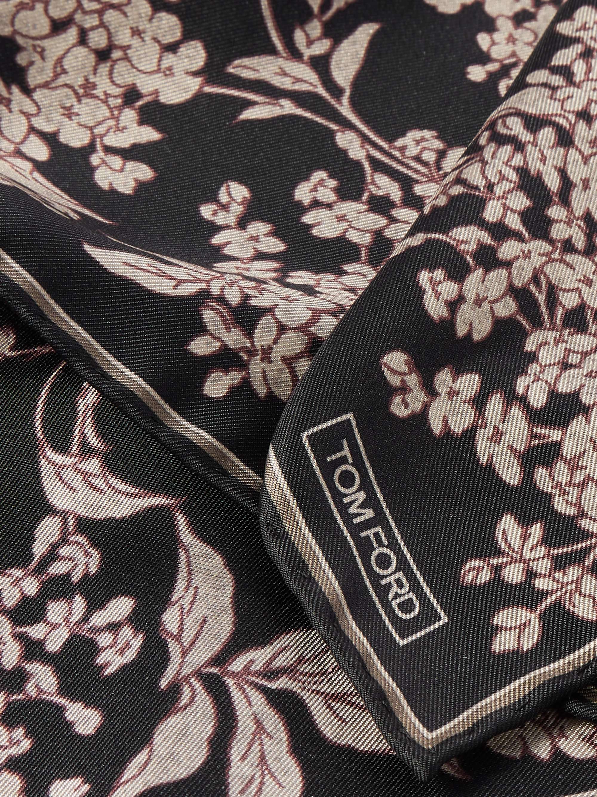 TOM FORD 