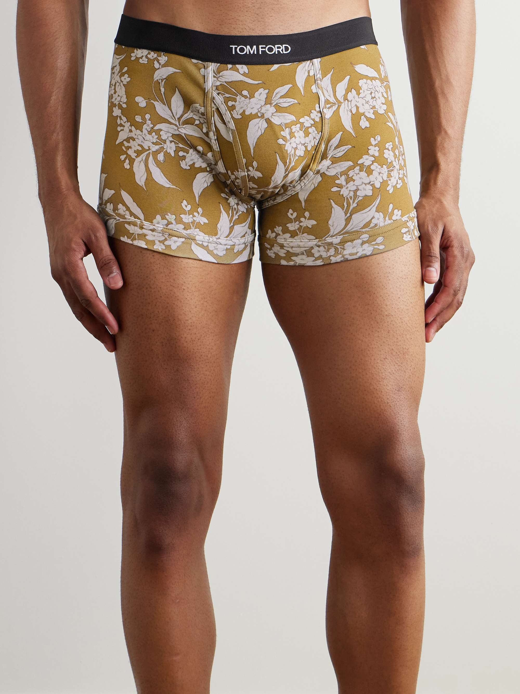 TOM FORD 