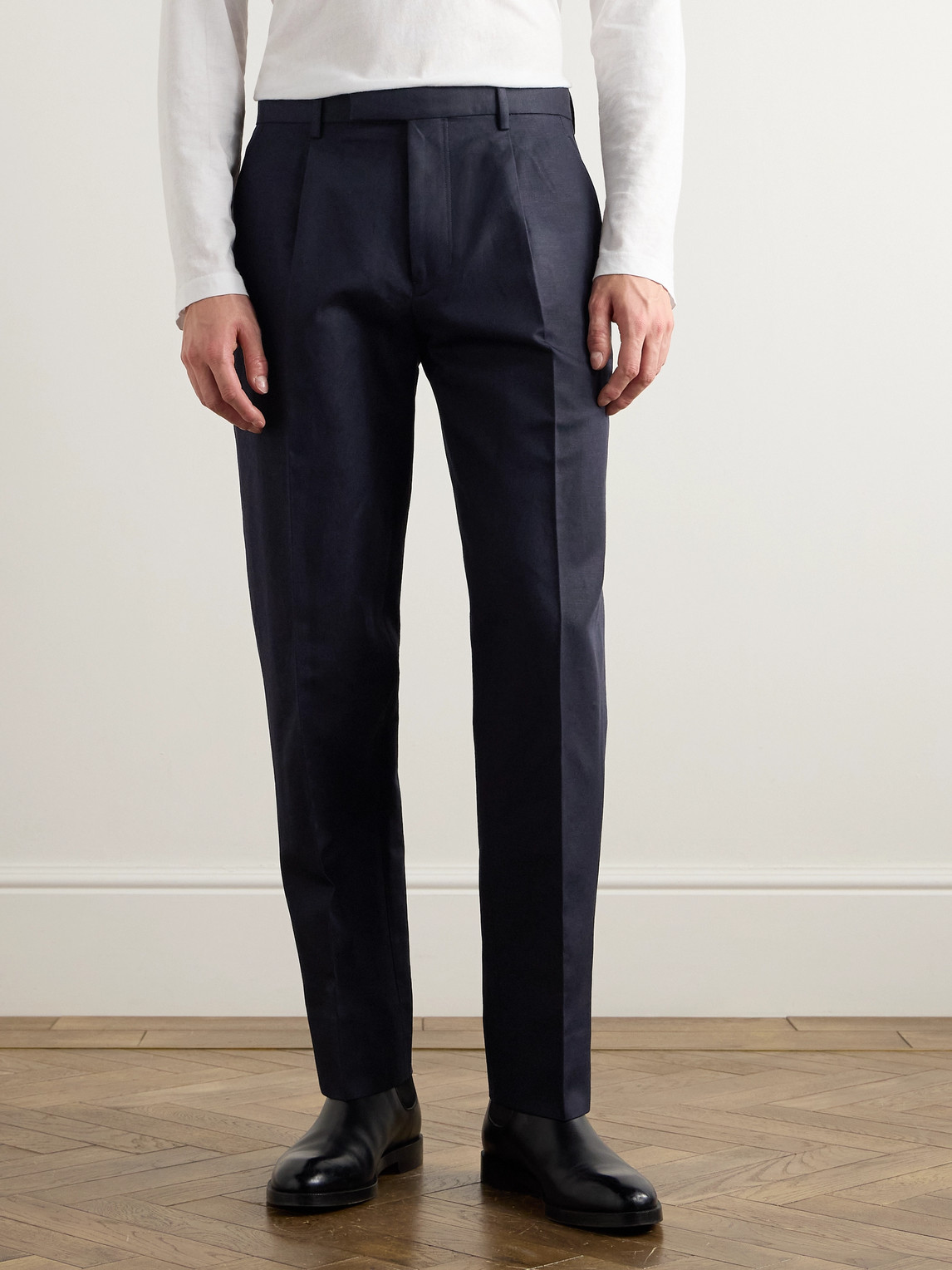 Zegna Tapered Pleated Cotton And Linen-blend Twill Trousers In Blue