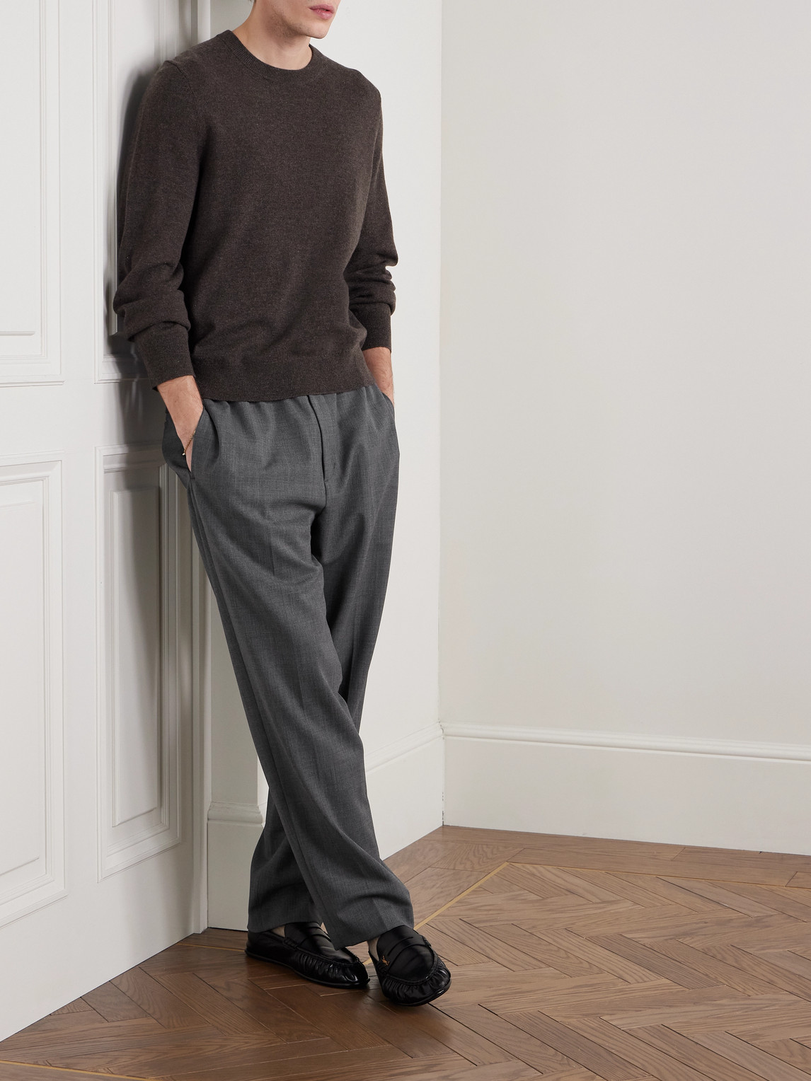 Nili Lotan Lawrence Tapered Woven Trousers In Gray