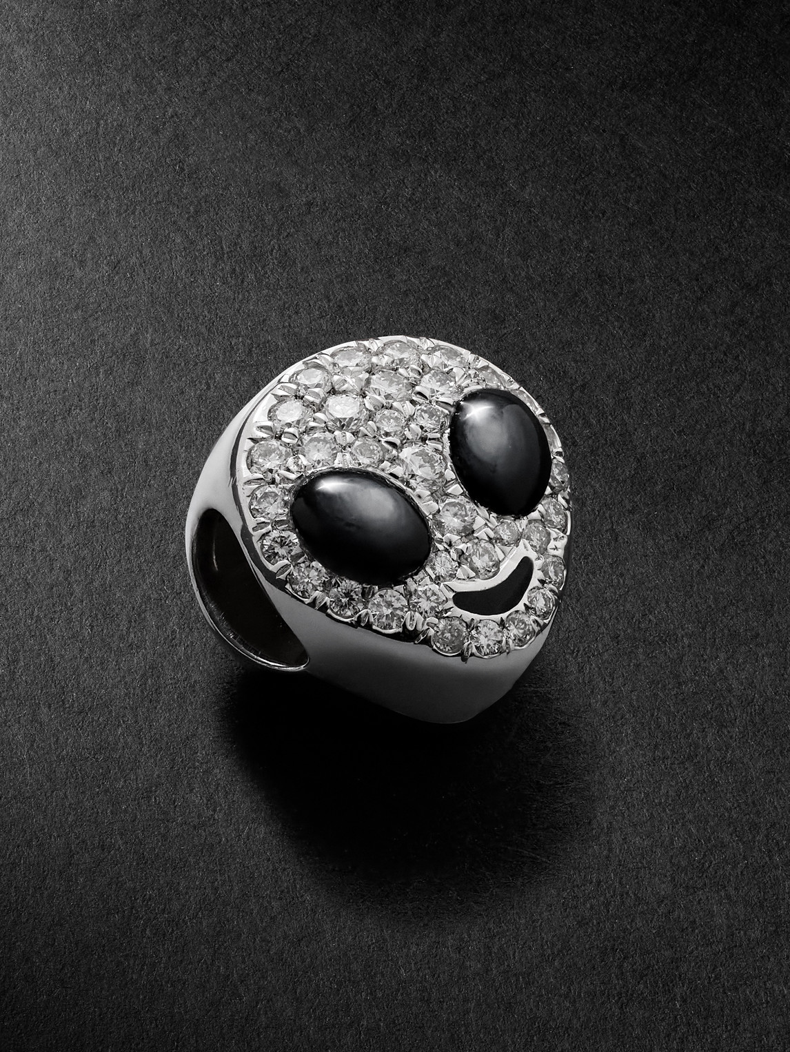 Greg Yuna Alien 14-karat White Gold Diamond Pendant In Silver