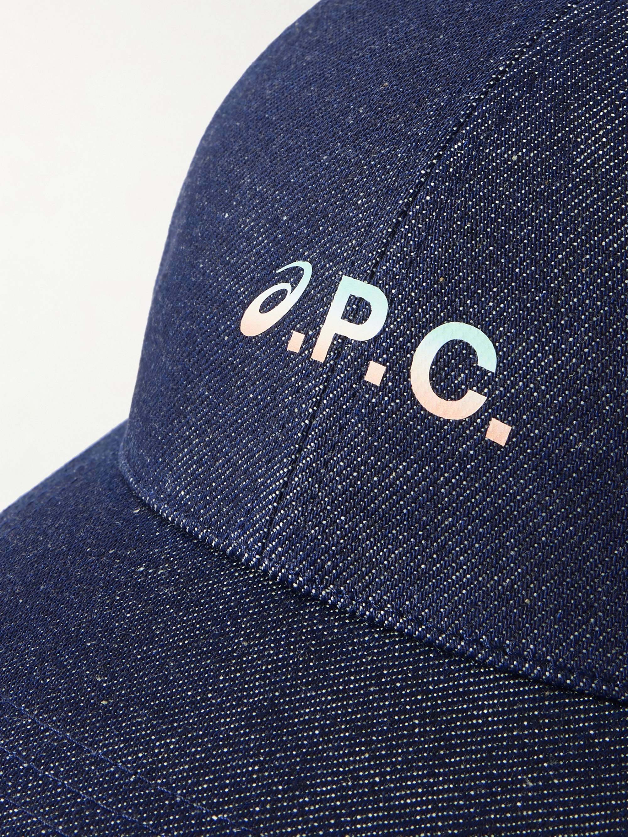 A.P.C. + ASICS デニム ベースボールキャップ ロゴプリント入り