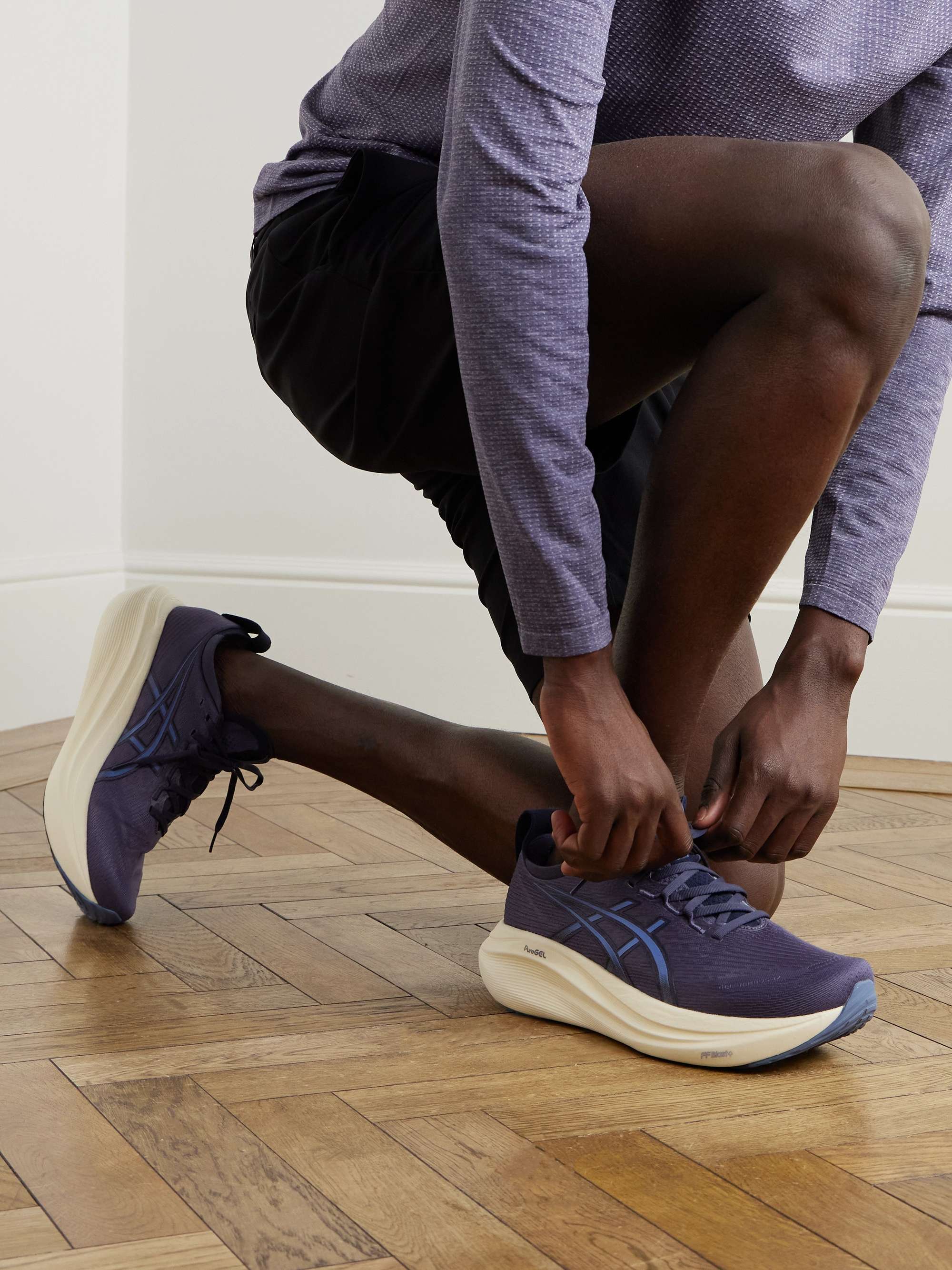 ASICS 