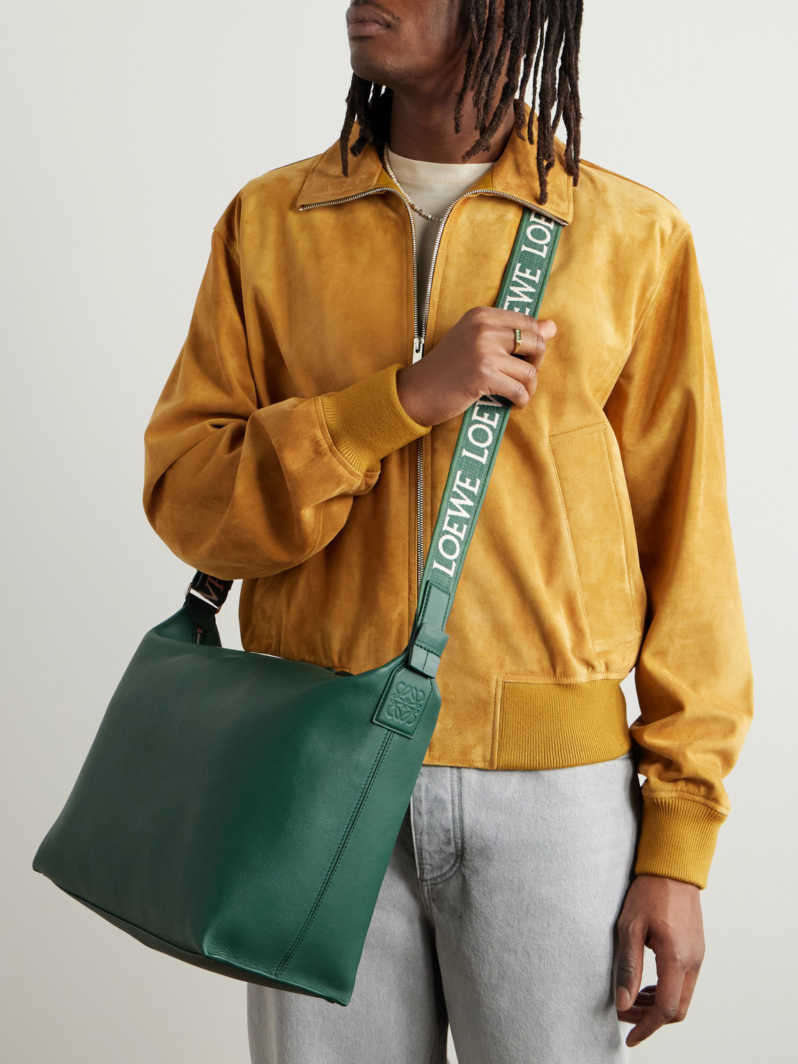 Loewe Cubi Leather Messenger Bag In Green