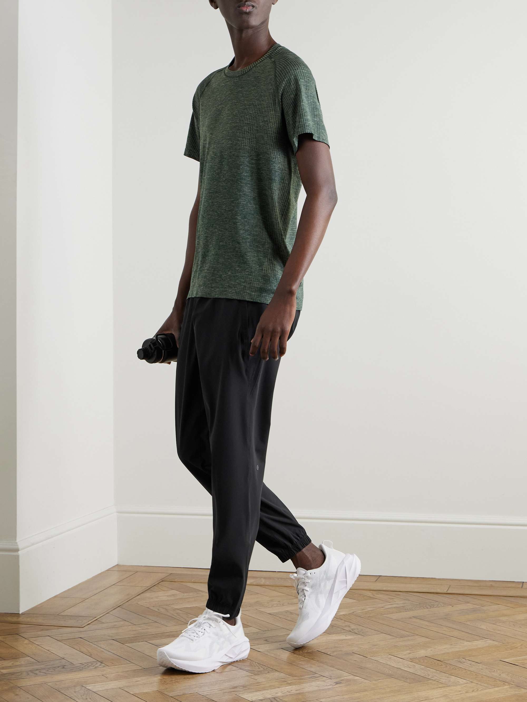 LULULEMON 