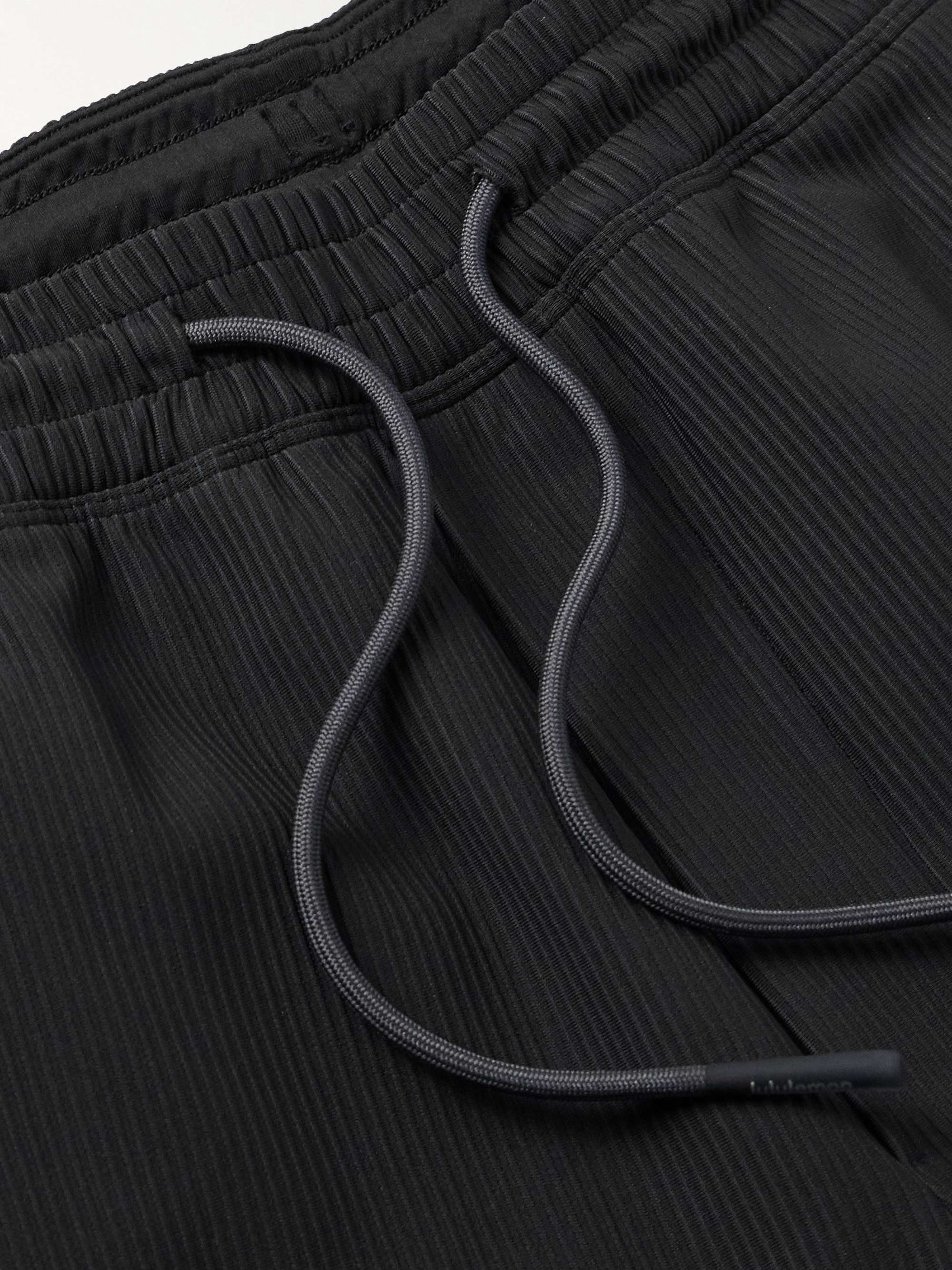LULULEMON 