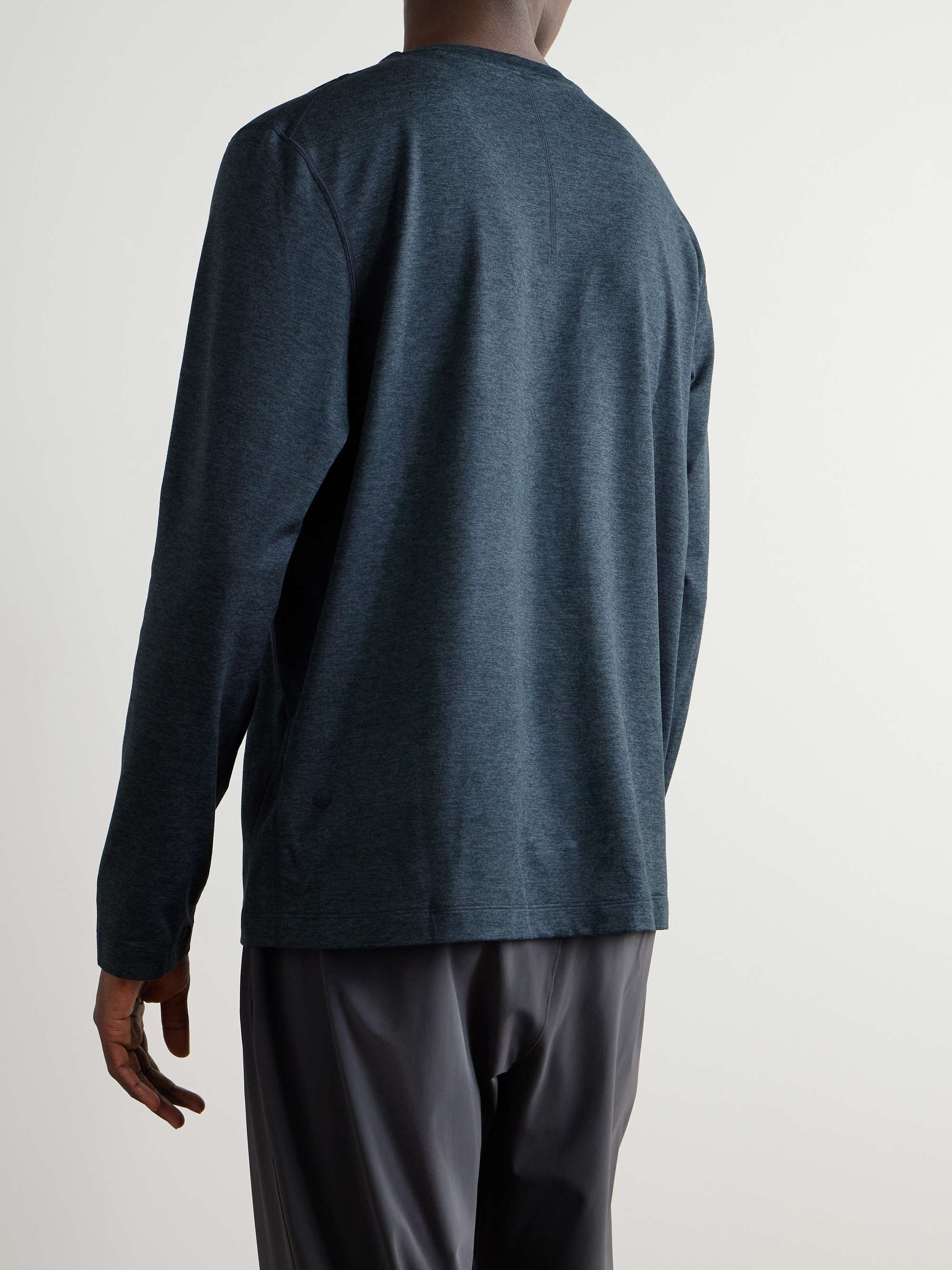 LULULEMON 