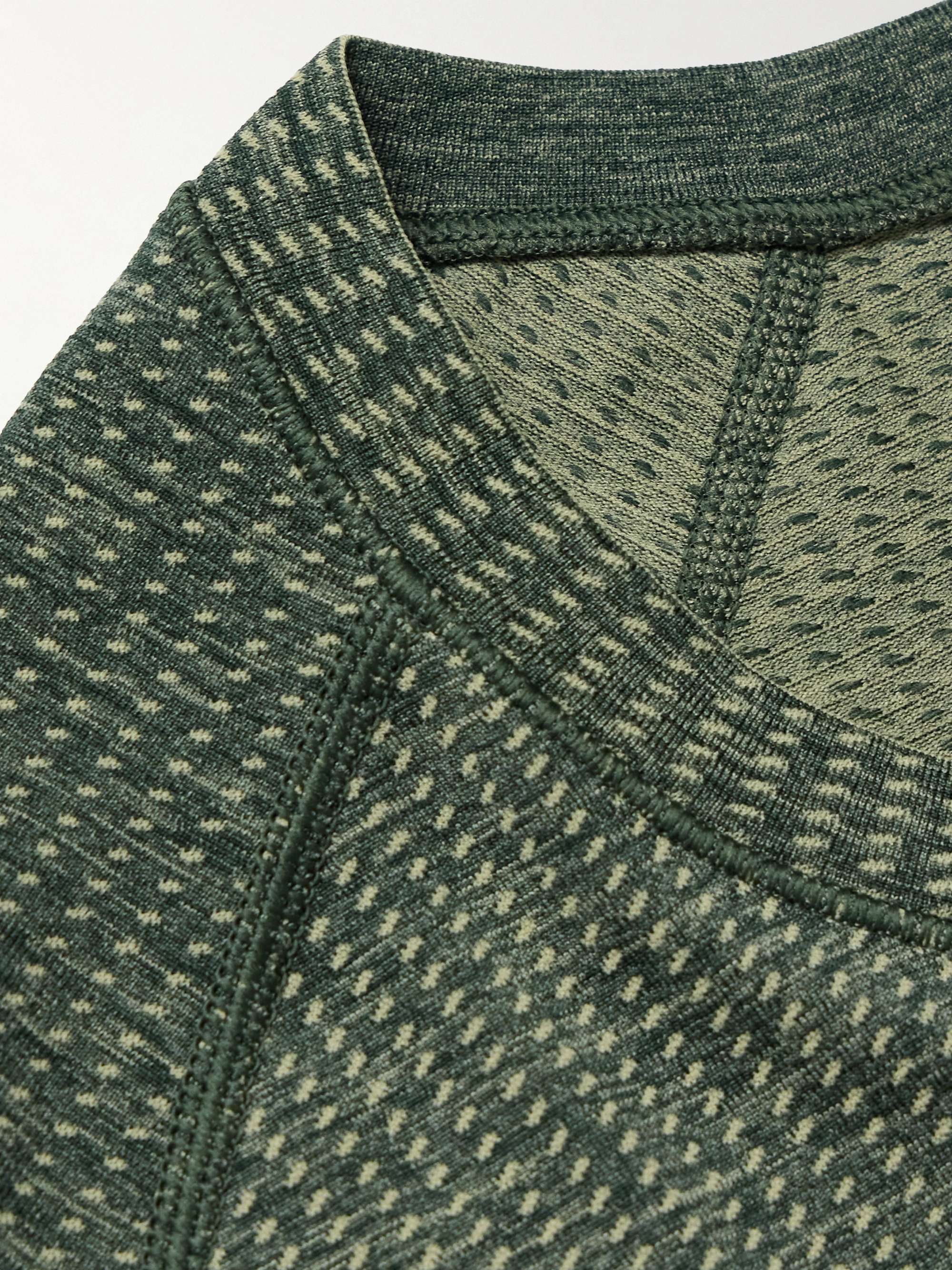 LULULEMON 