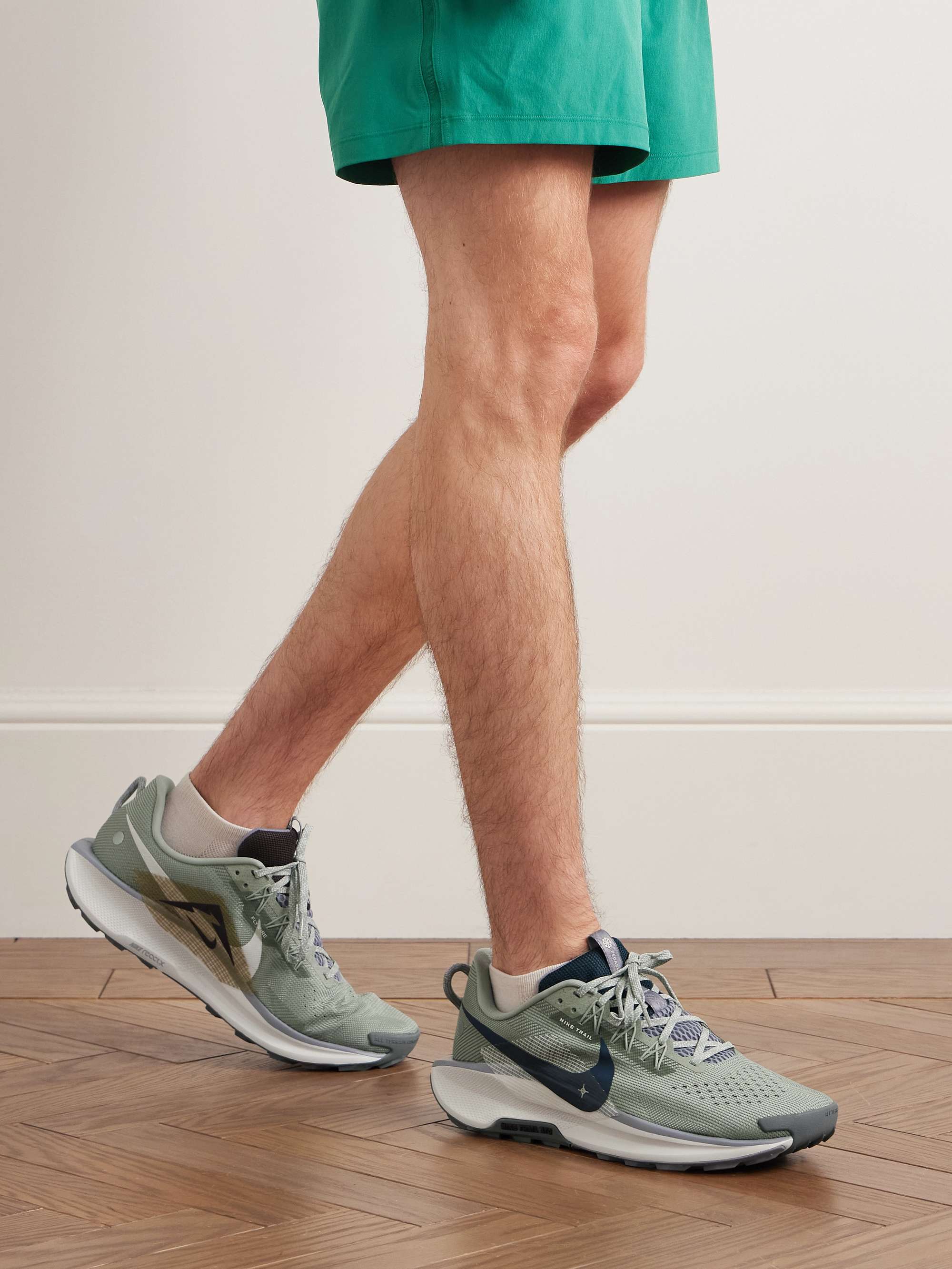 NIKE RUNNING 