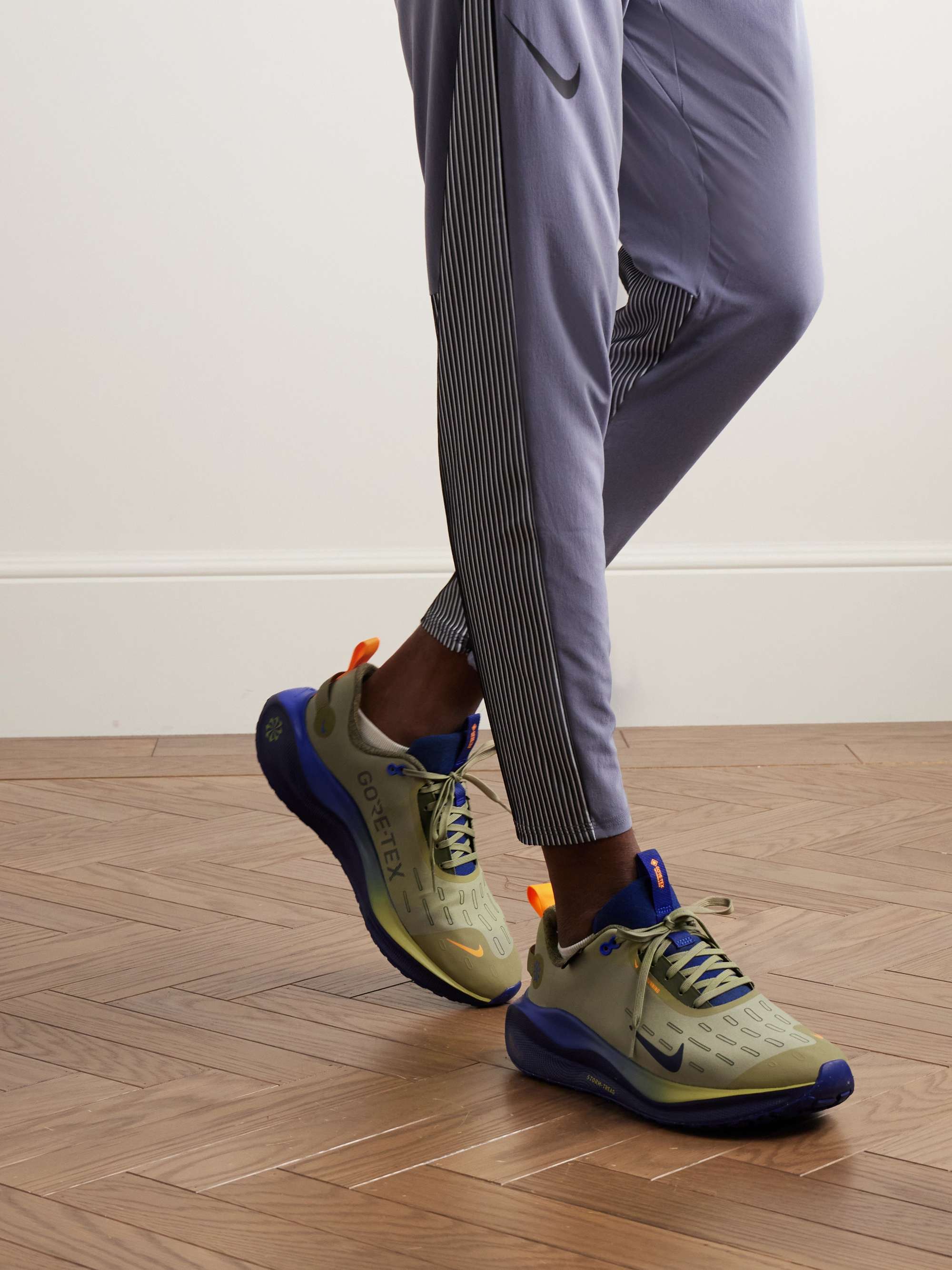 NIKE RUNNING 