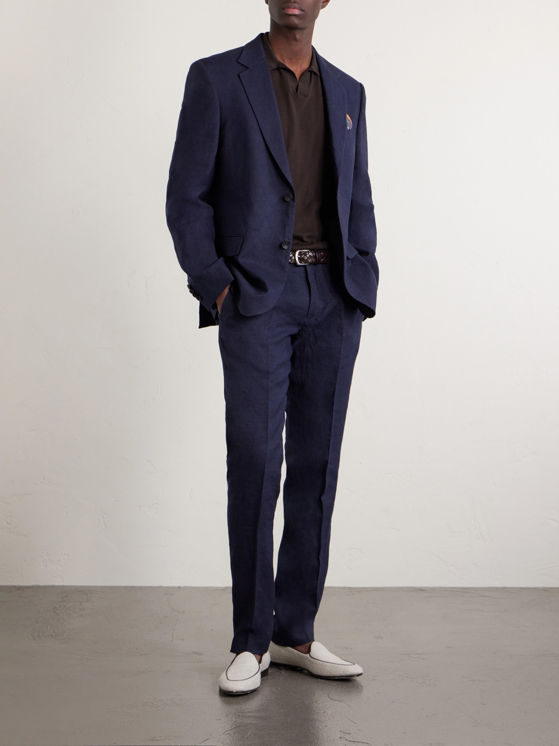 Slim-Fit Linen Suit Jacket — 2