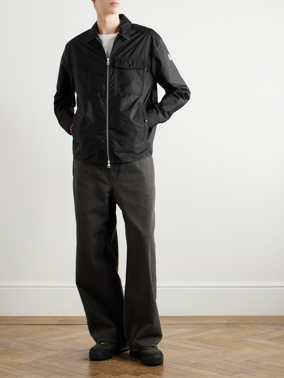 Moncler Black Jacket With Front Pockets In Black