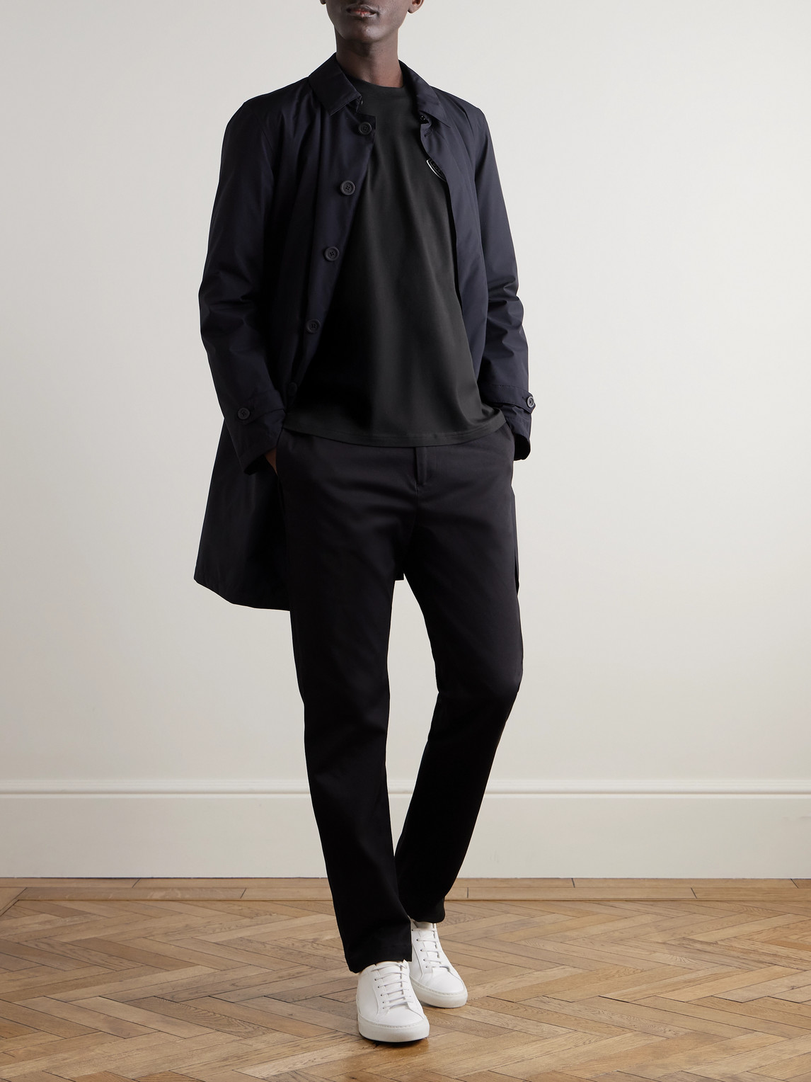 Moncler T-shirt With Logo In Black