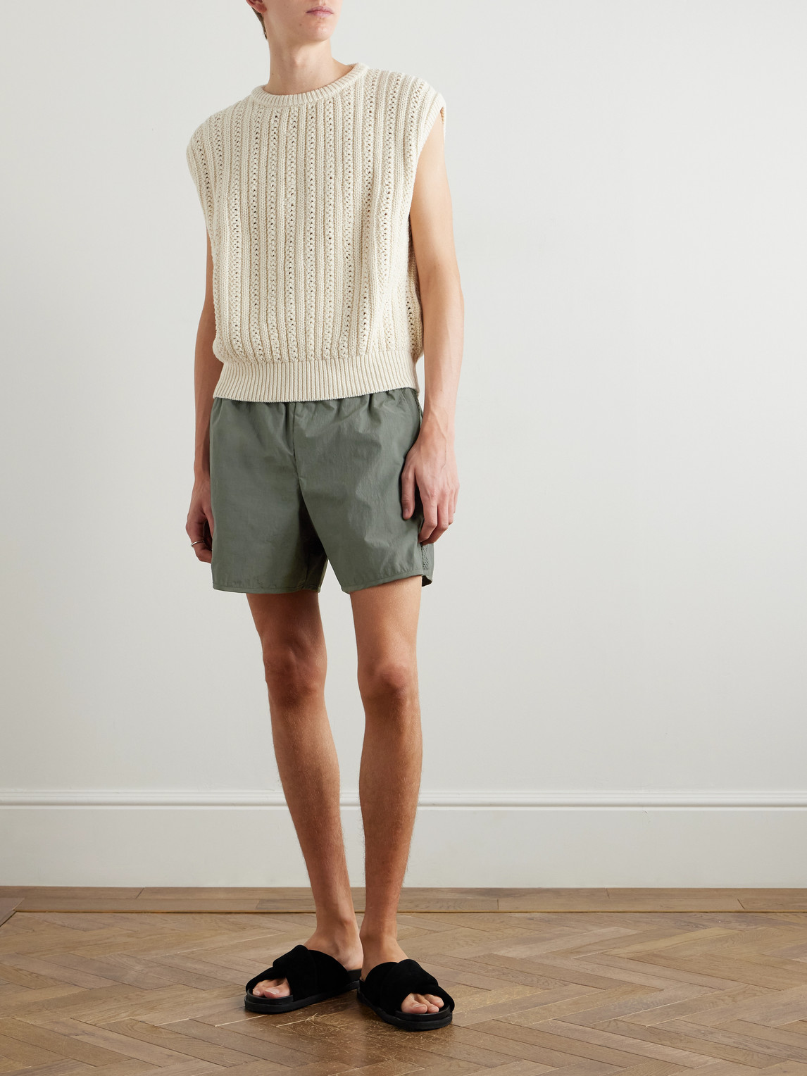 A KIND OF GUISE BIBILE STRAIGHT-LEG EMBROIDERED RECYCLED-SHELL SHORTS