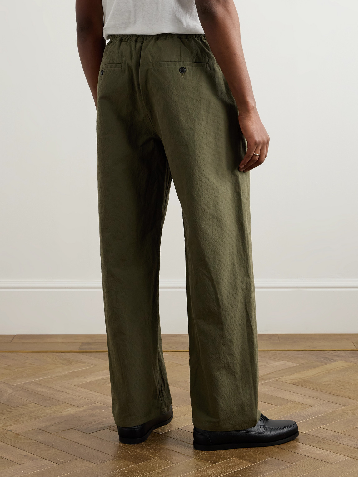 A Kind Of Guise Samurai Wide-leg Cotton And Linen-blend Seersucker Drawstring Suit Trousers In Green