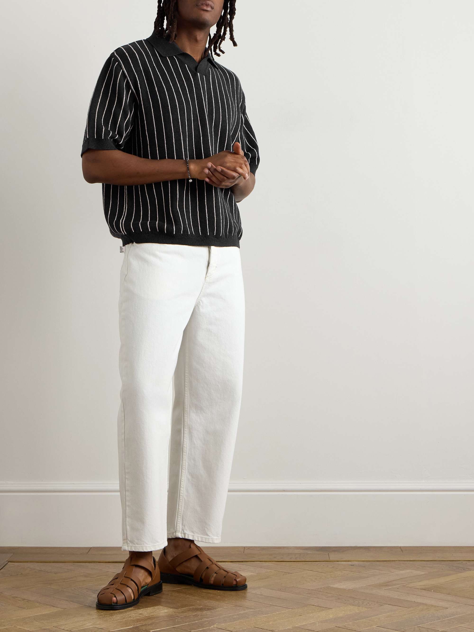 A KIND OF GUISE 