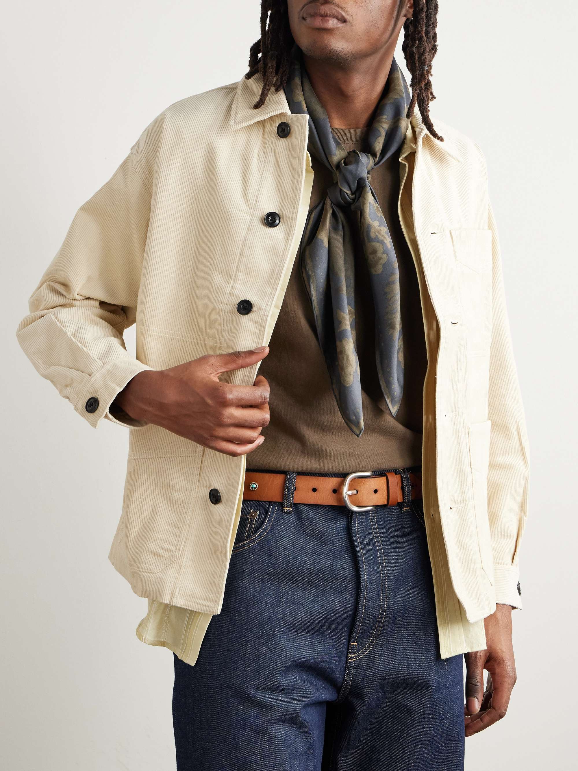 A KIND OF GUISE 