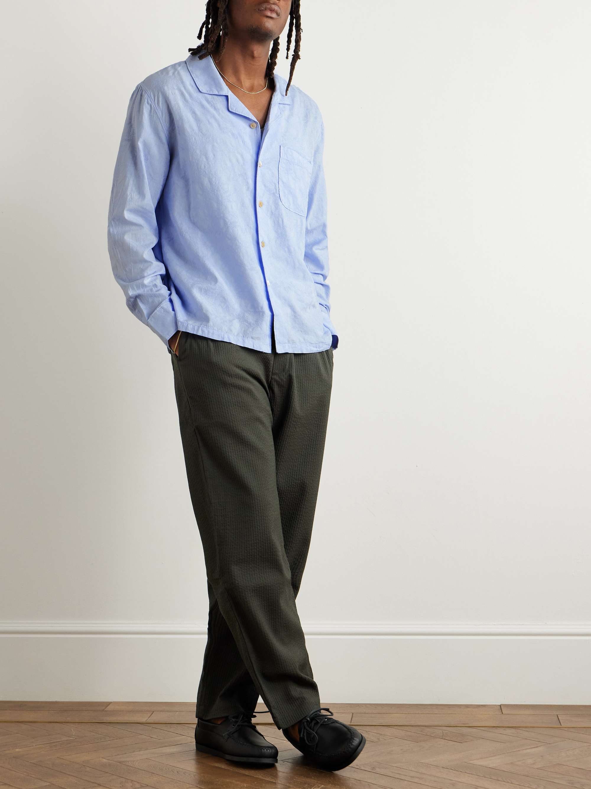 A KIND OF GUISE 