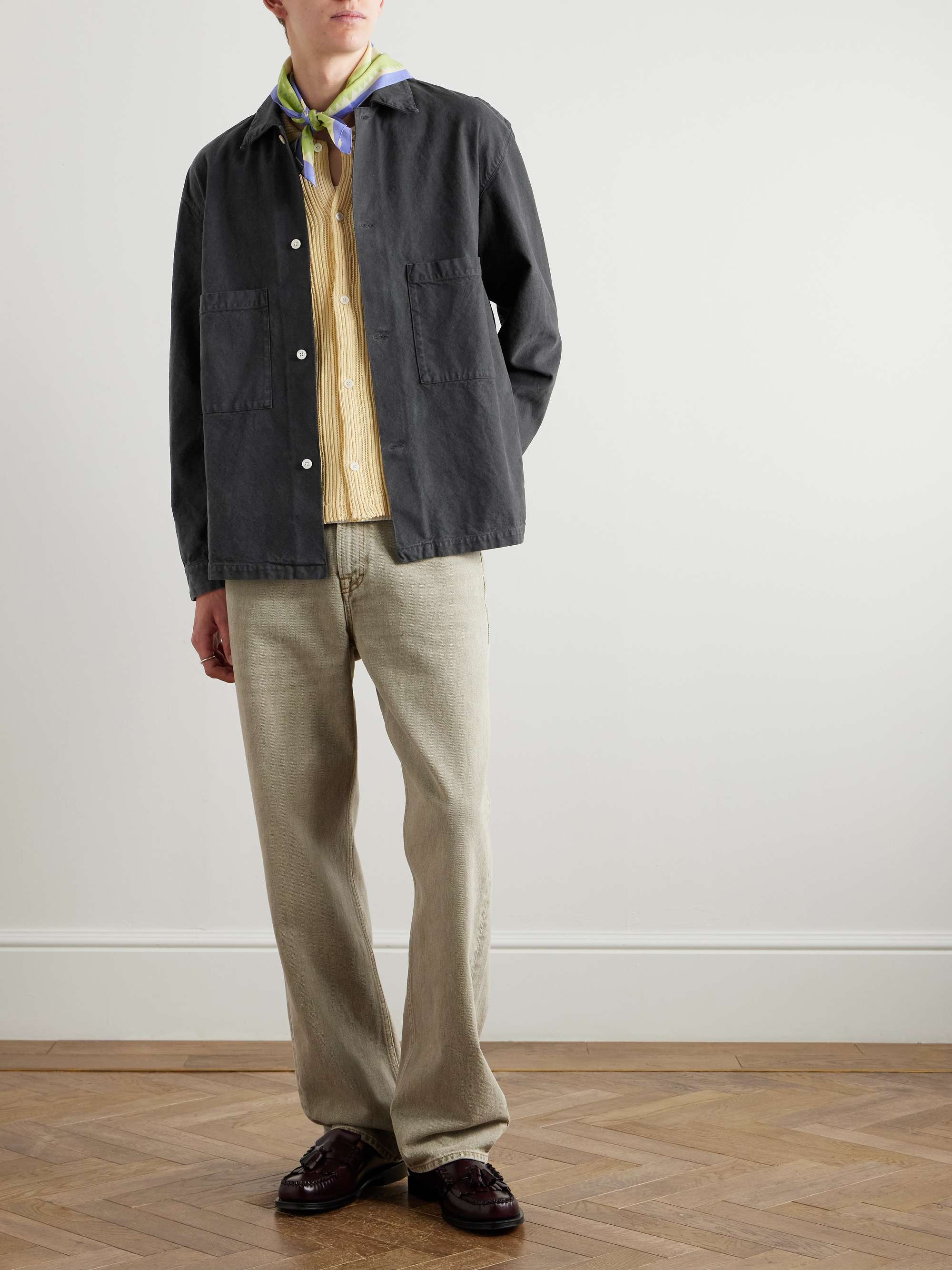 A KIND OF GUISE 
