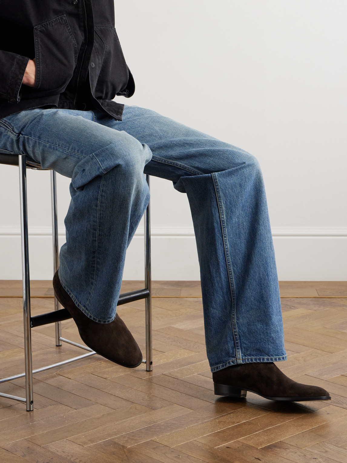 Saint Laurent Wyatt Suede Chelsea Boots In Brown