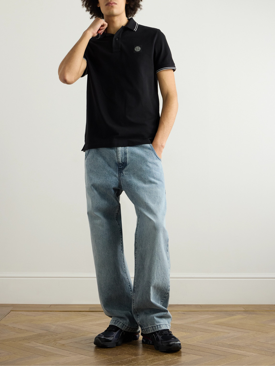 Stone Island Logo Embroidered Polo Shirt In Black