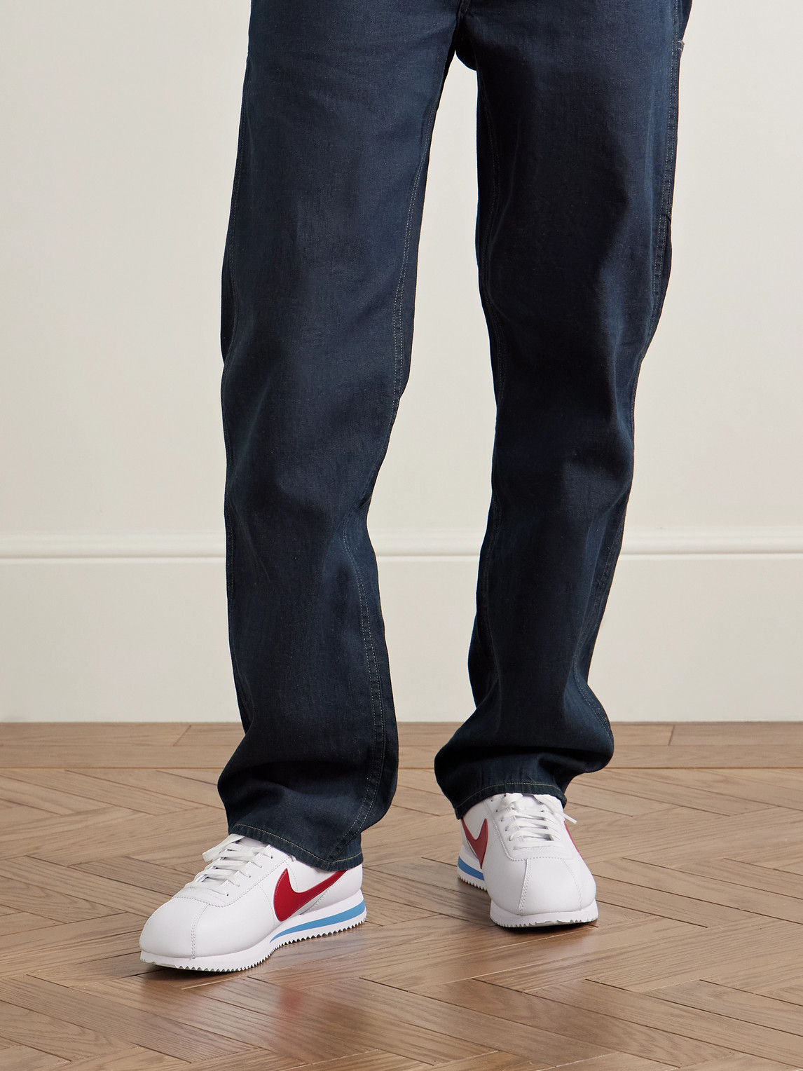 Nike Cortez Sneakers In White And Red In White