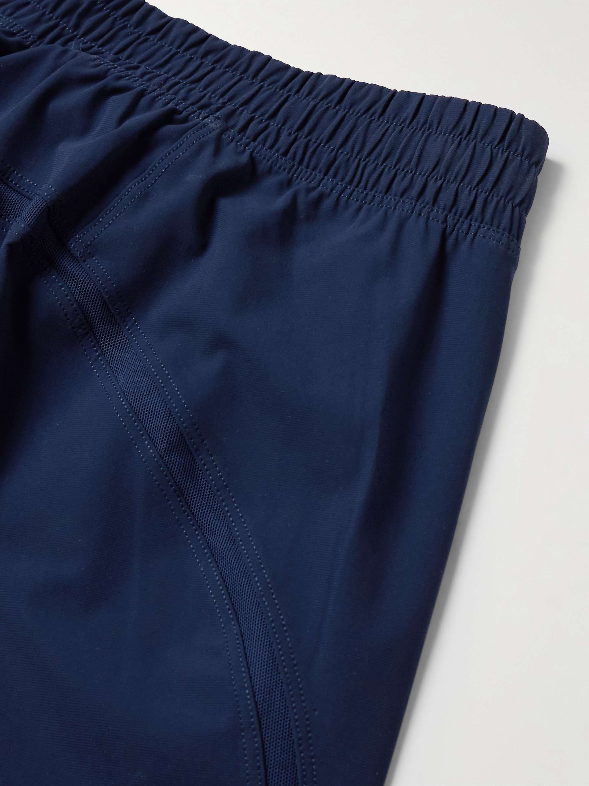 LULULEMON 