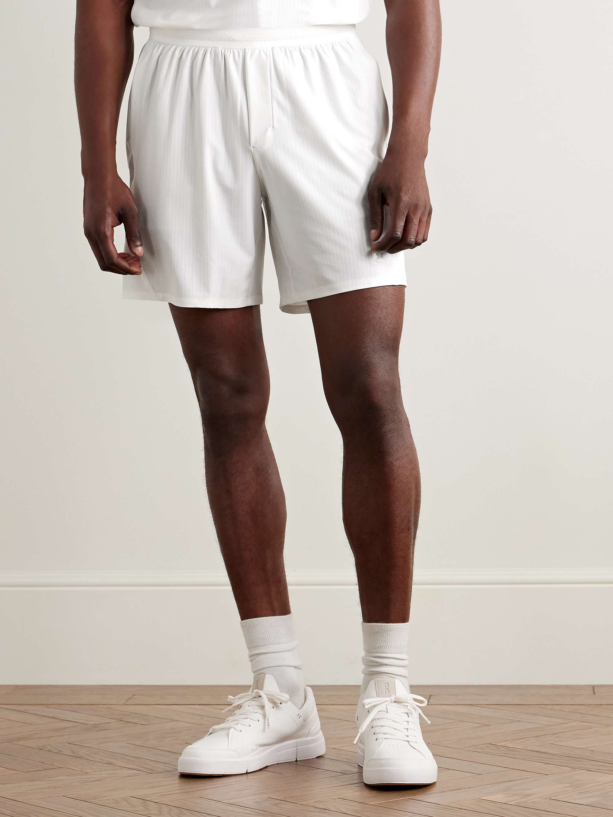 LULULEMON 