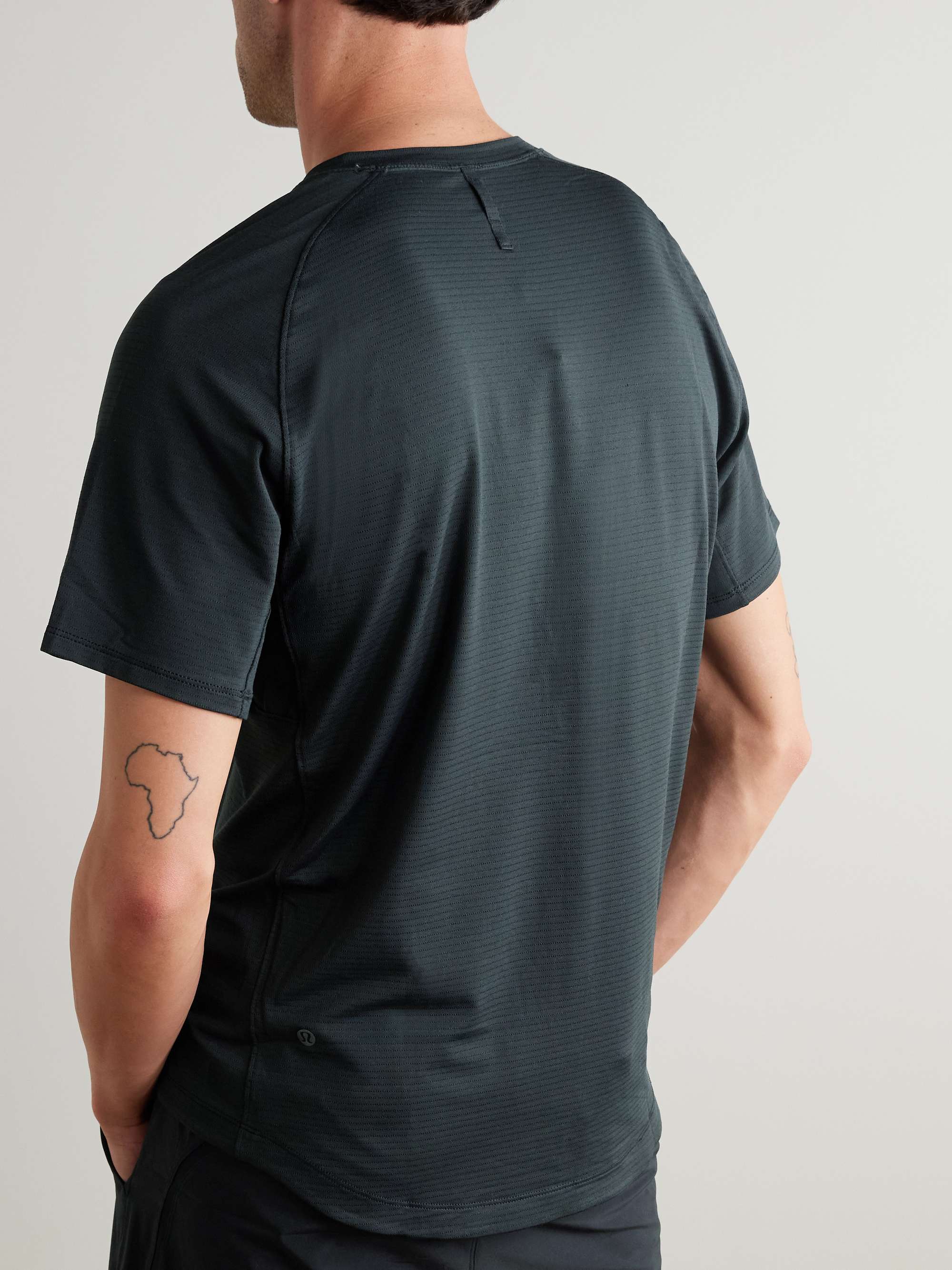 LULULEMON 