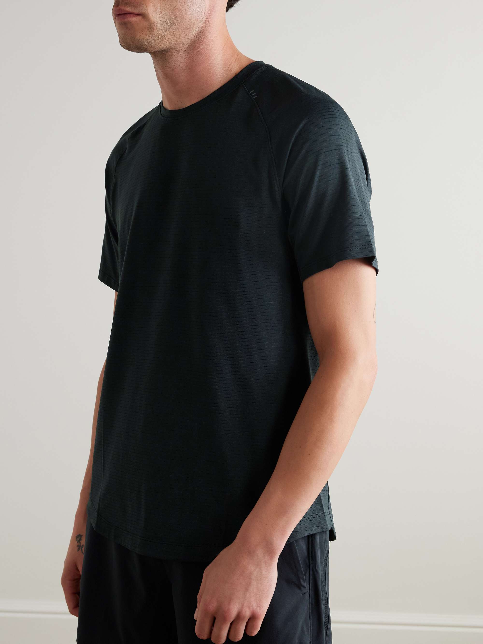 LULULEMON 