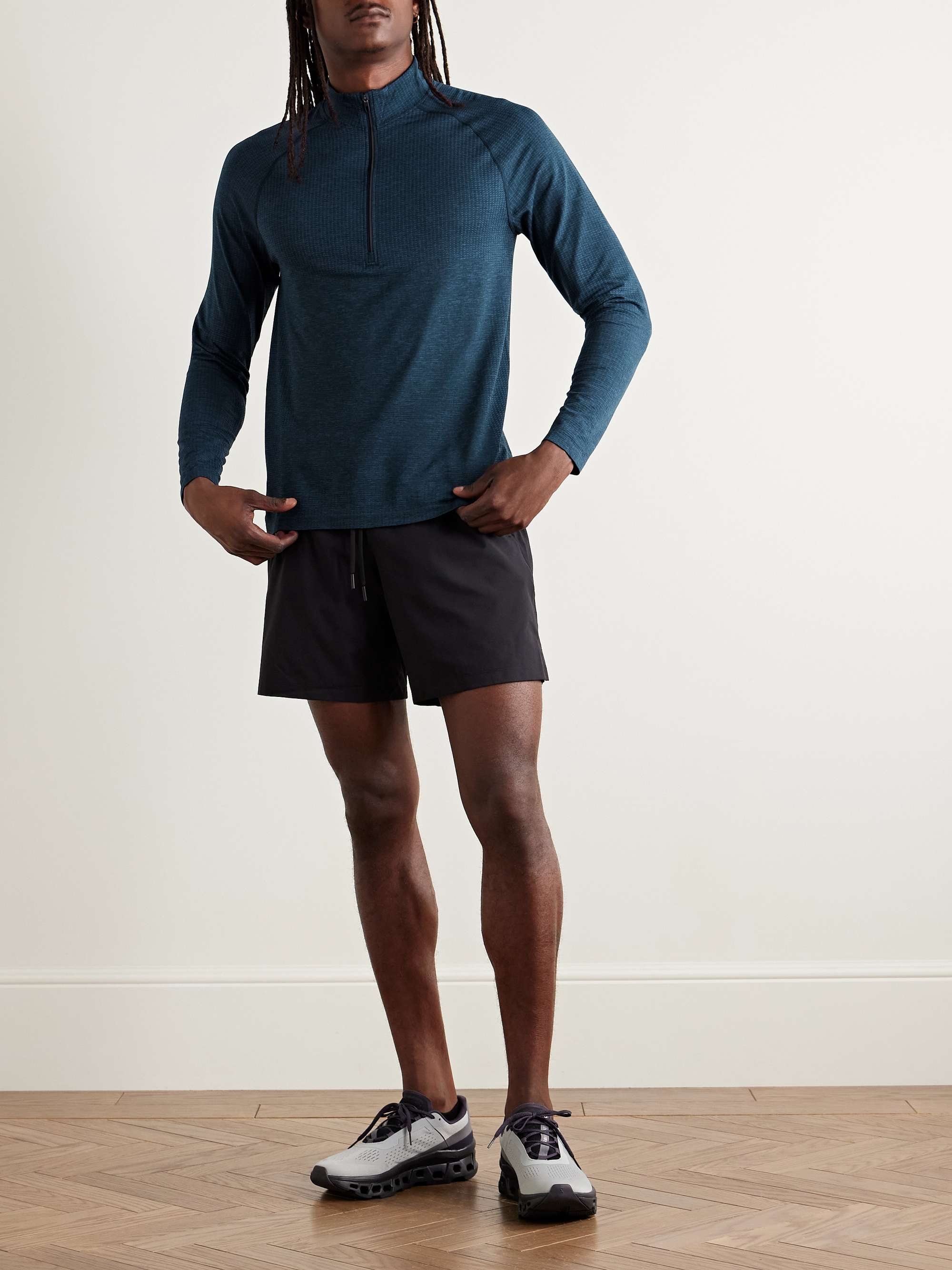 LULULEMON 