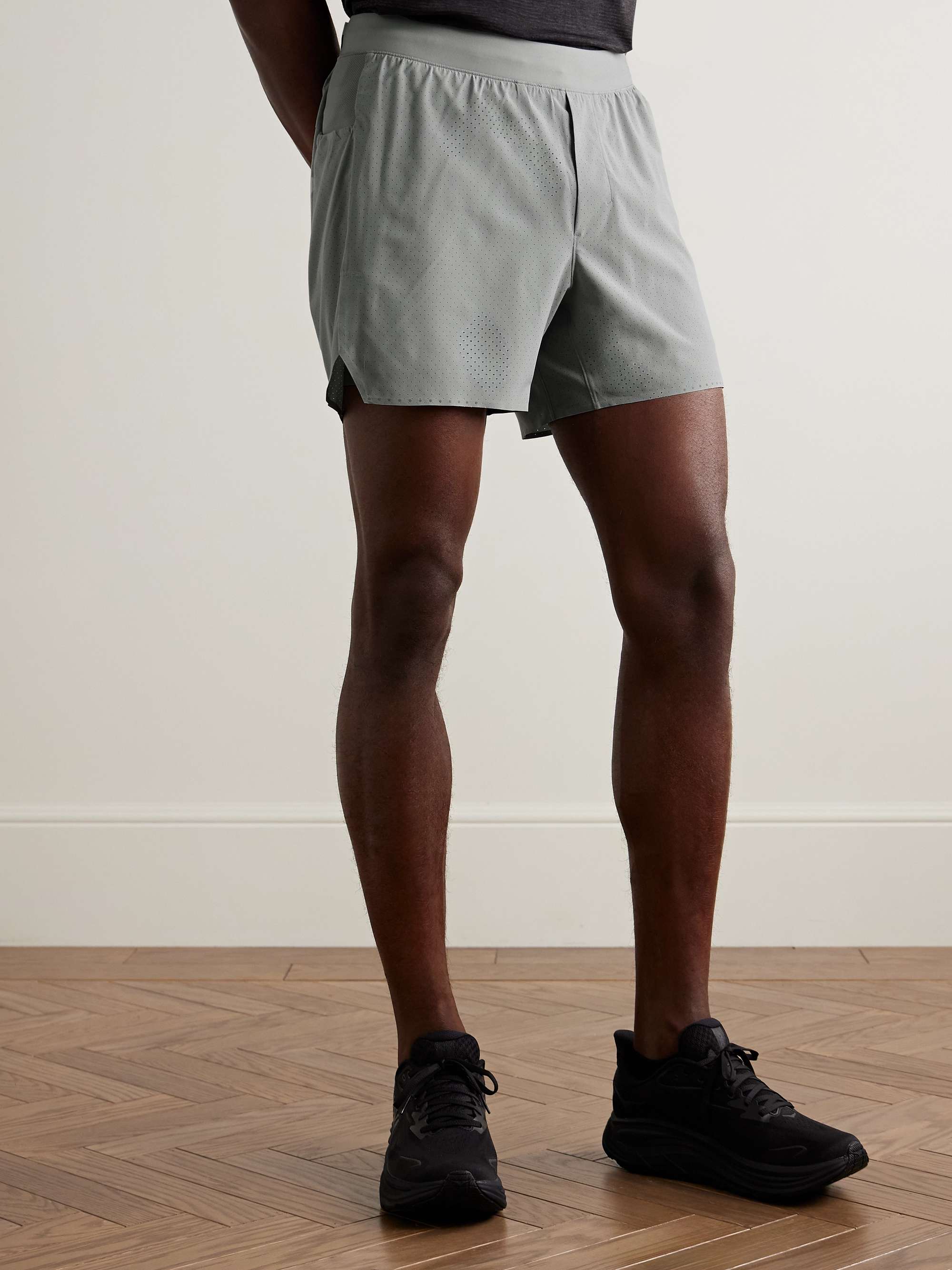 LULULEMON 