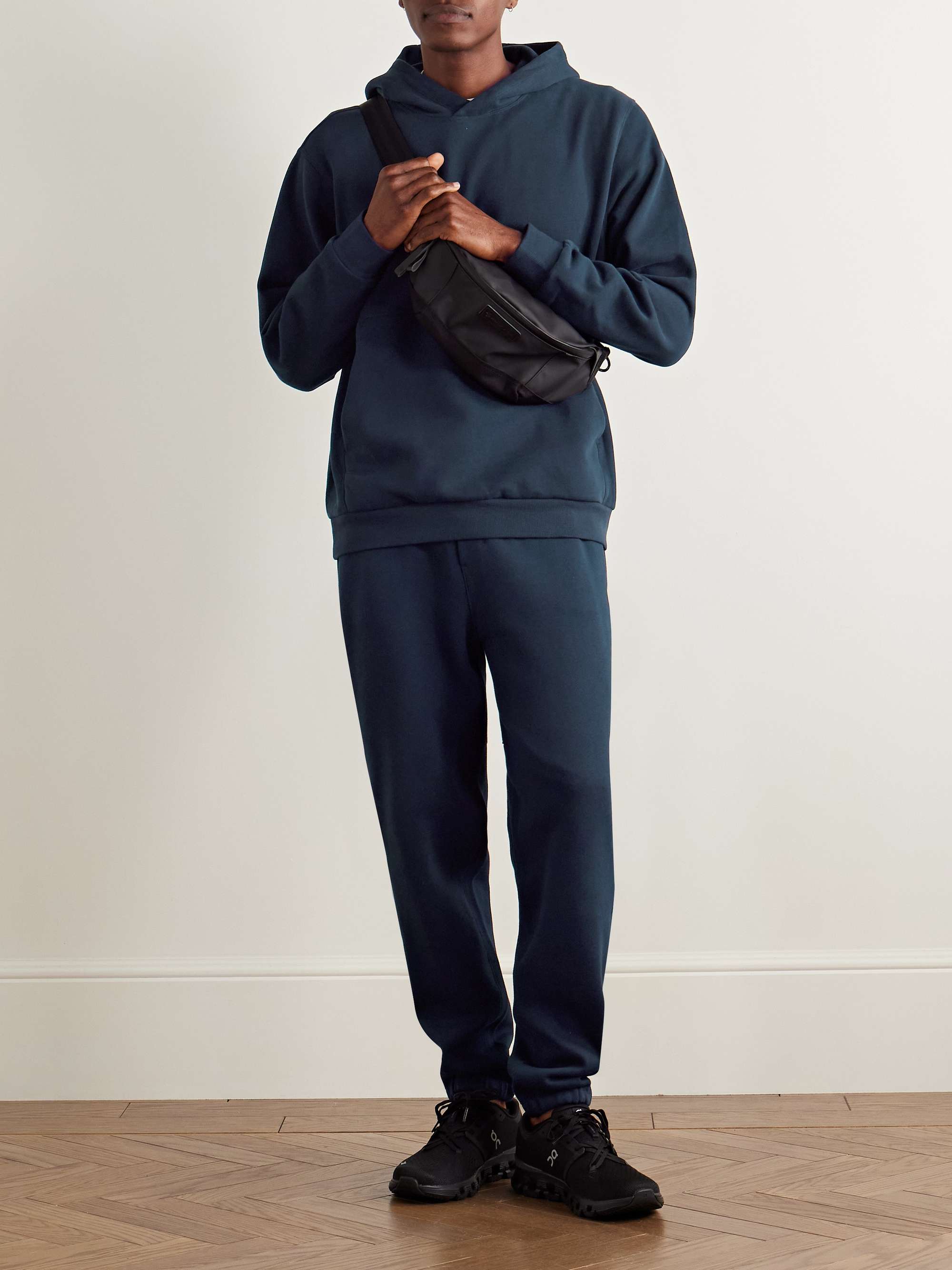 LULULEMON 