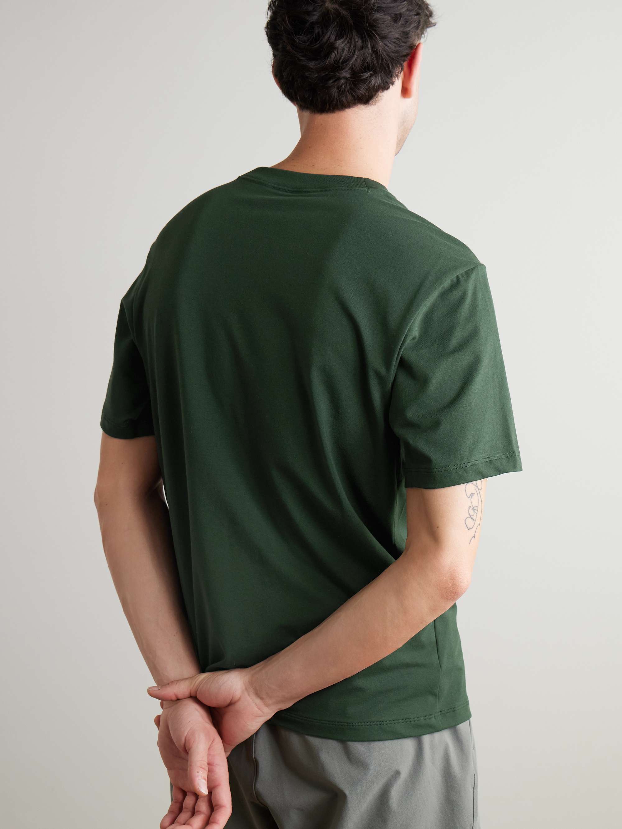 LULULEMON 