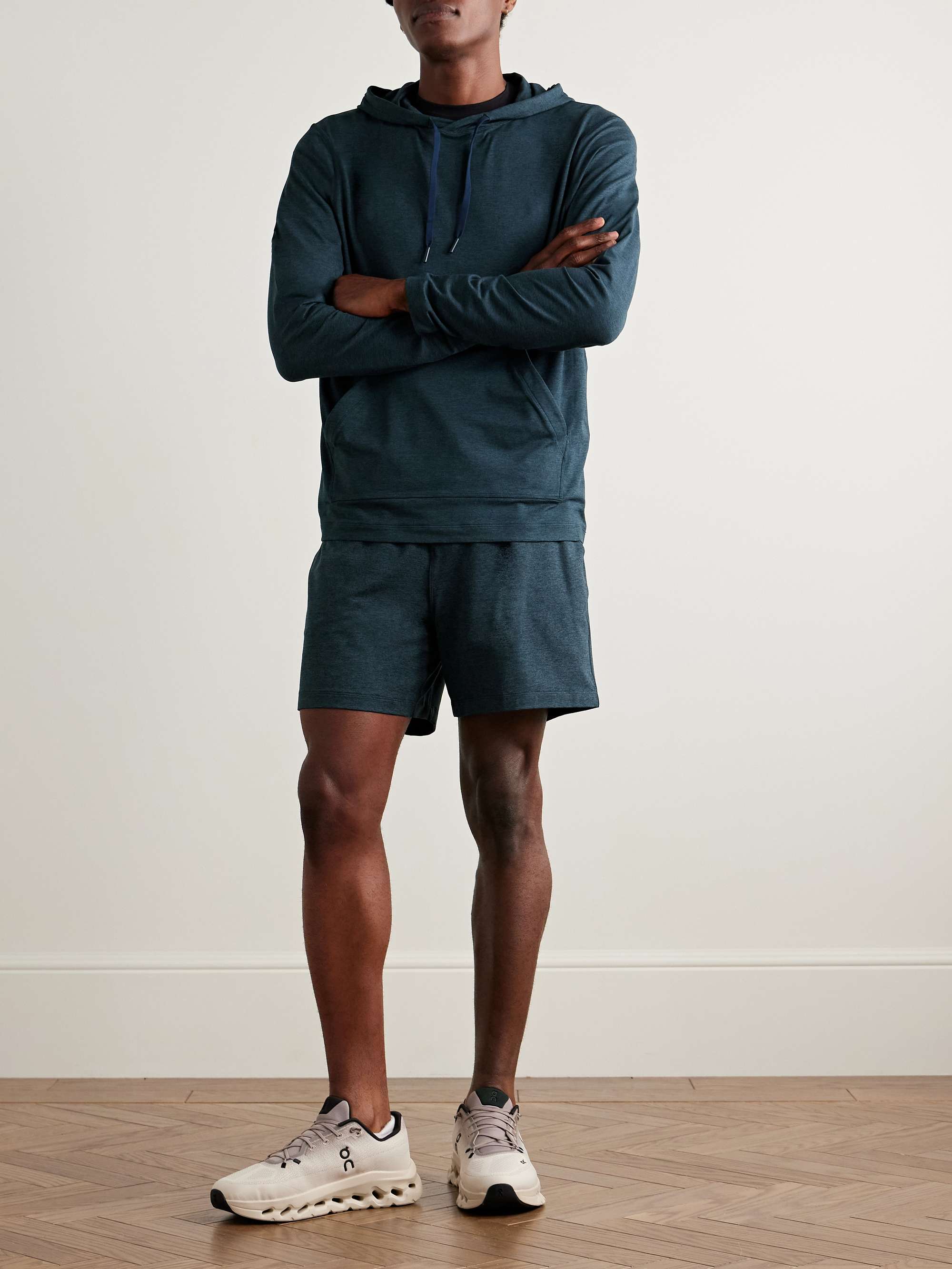 LULULEMON 