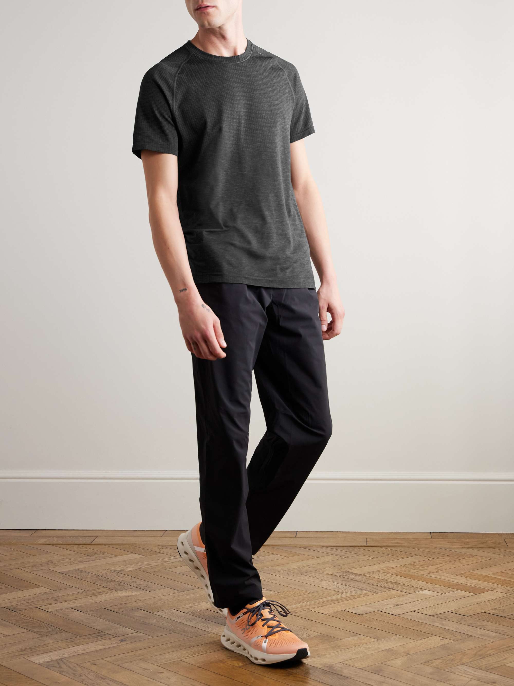 LULULEMON 