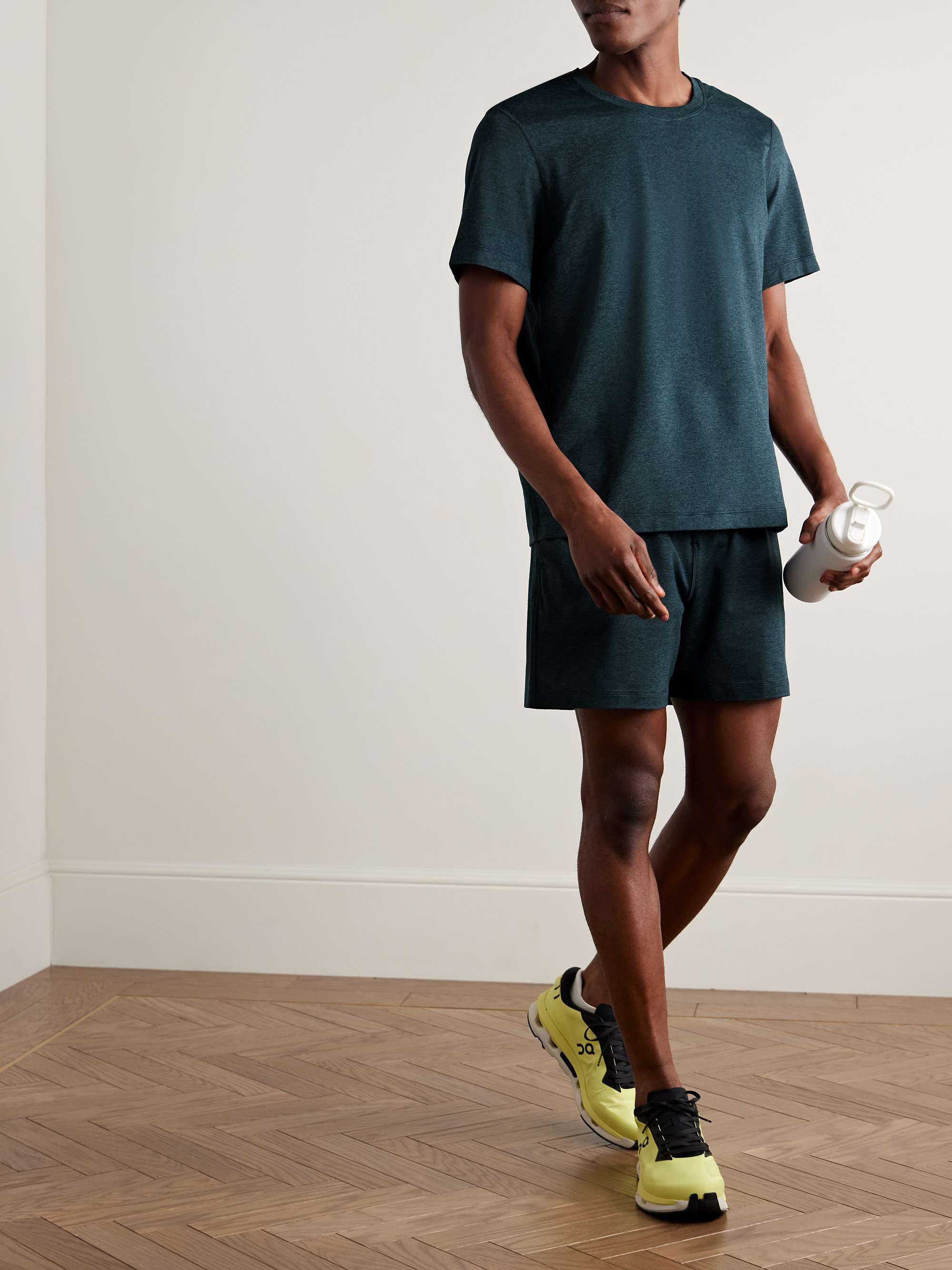 LULULEMON 