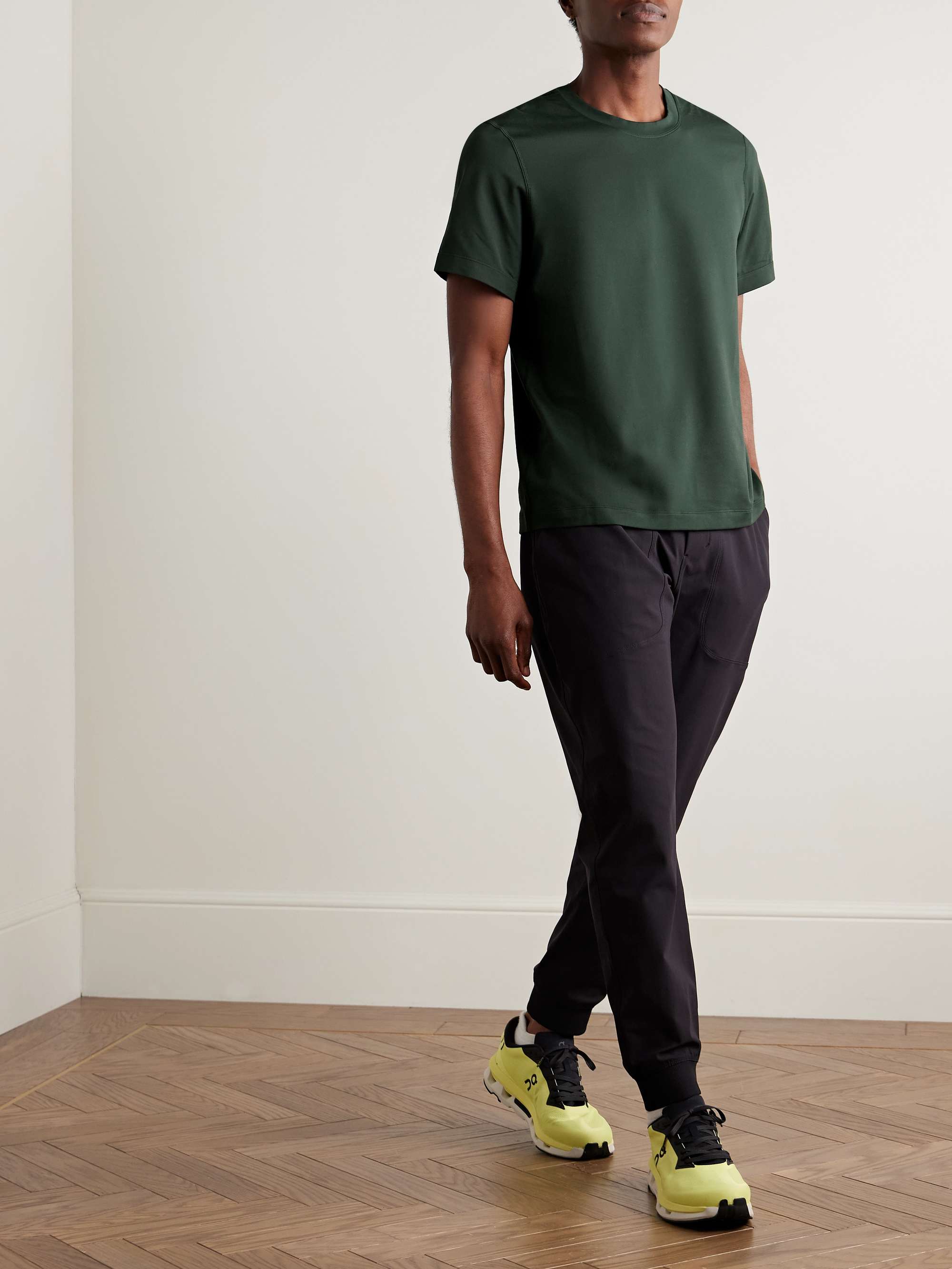 LULULEMON 