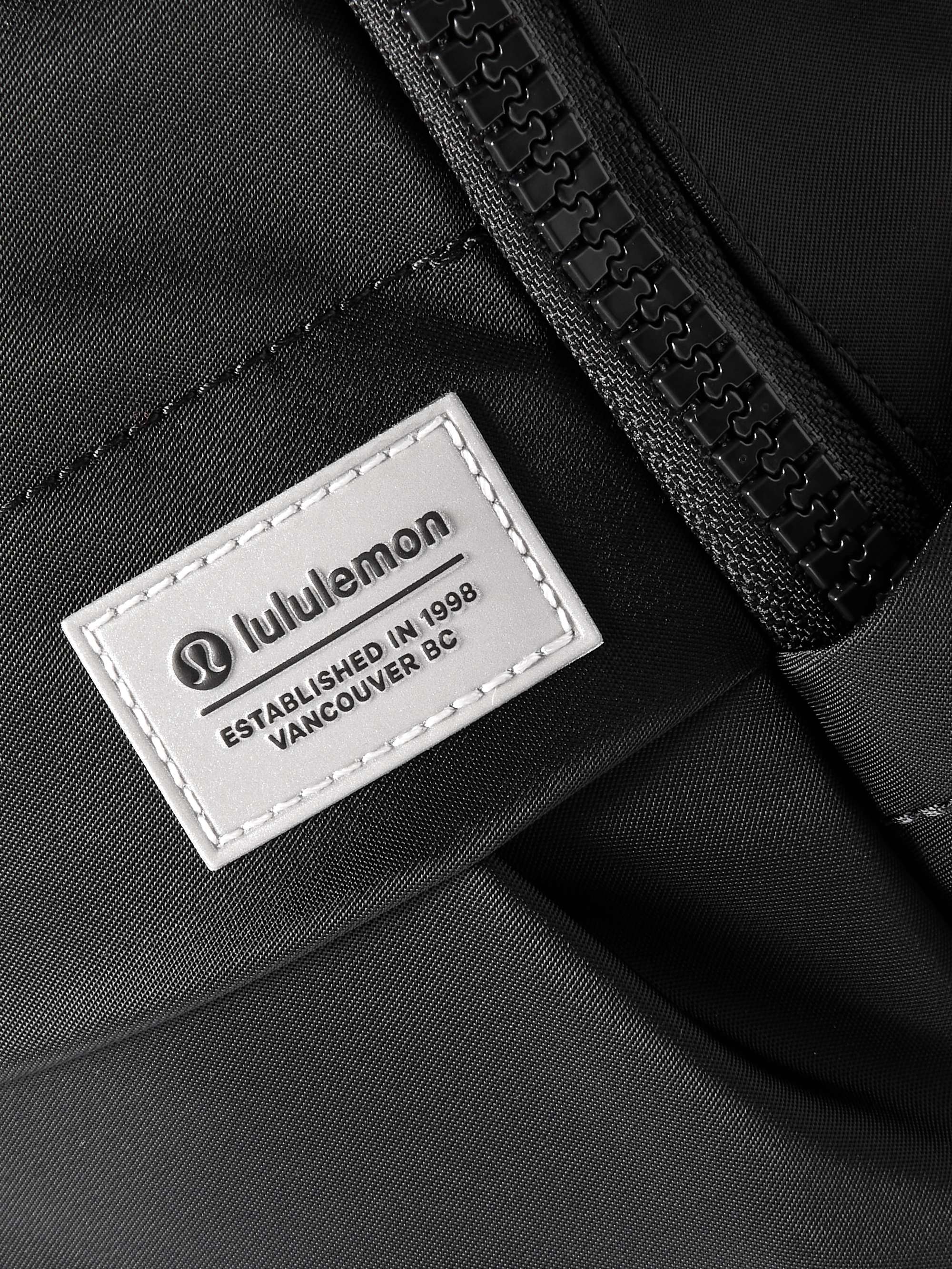 LULULEMON 
