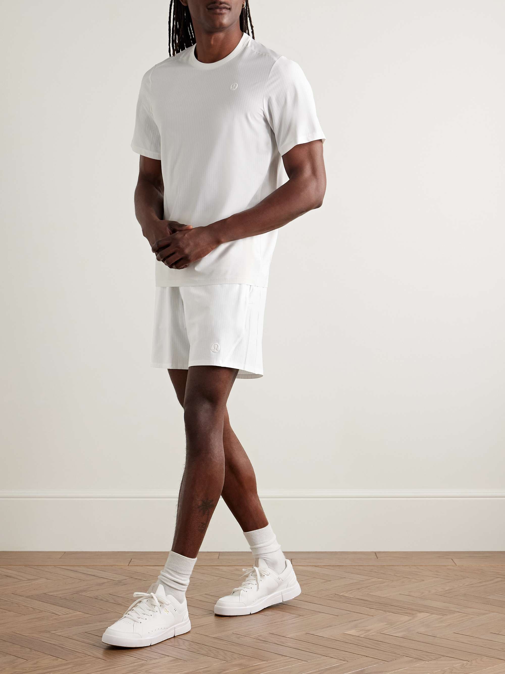 LULULEMON 