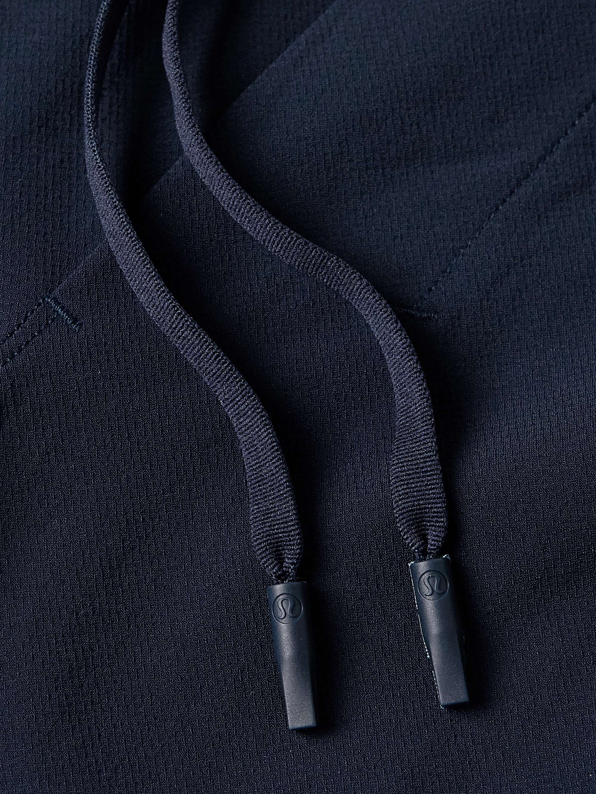 LULULEMON 