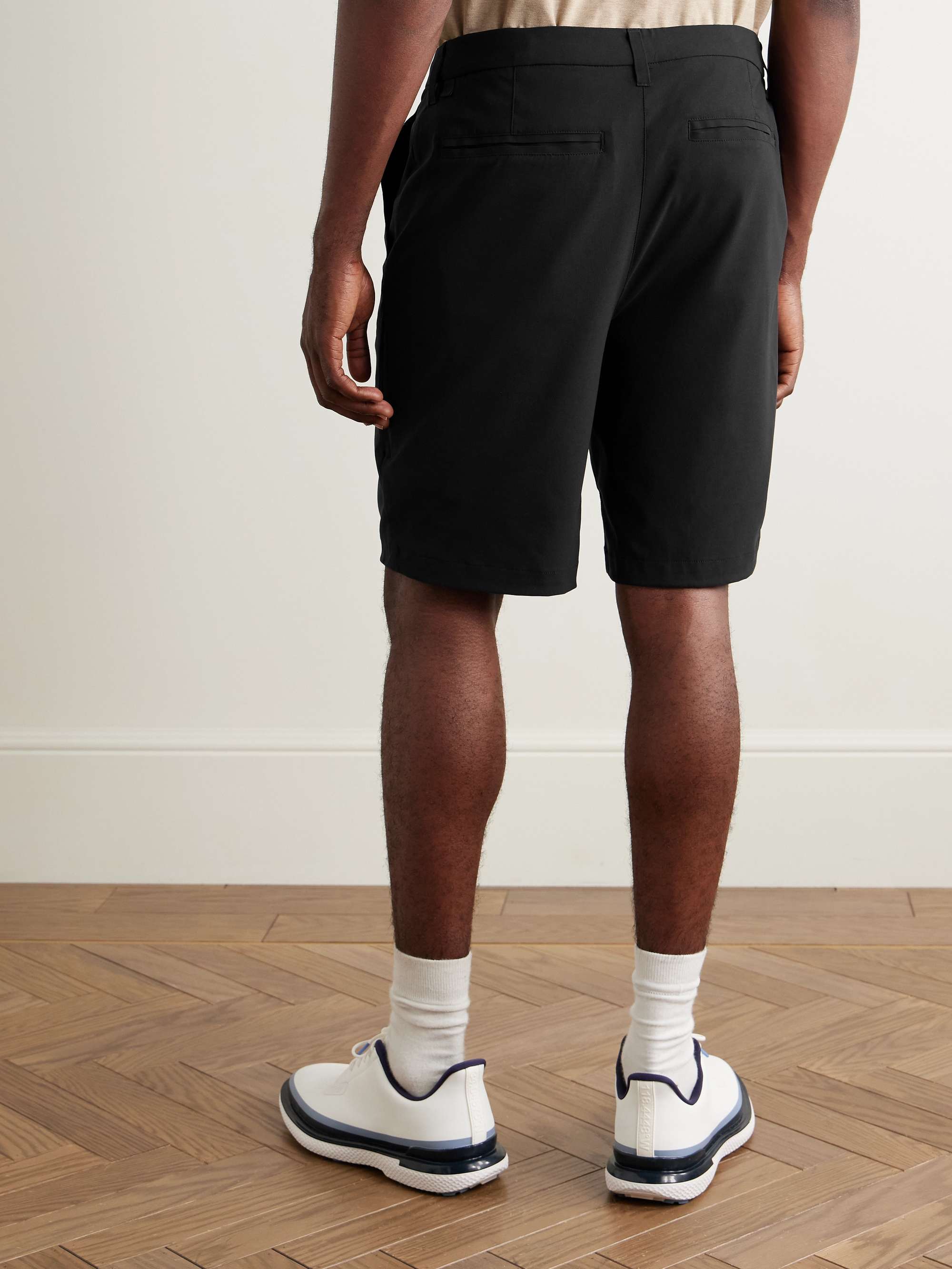 LULULEMON 