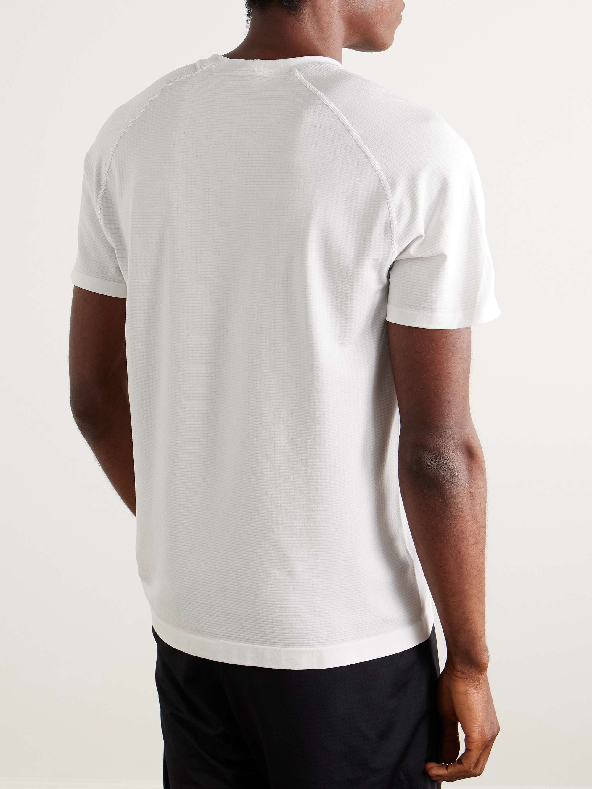 LULULEMON 