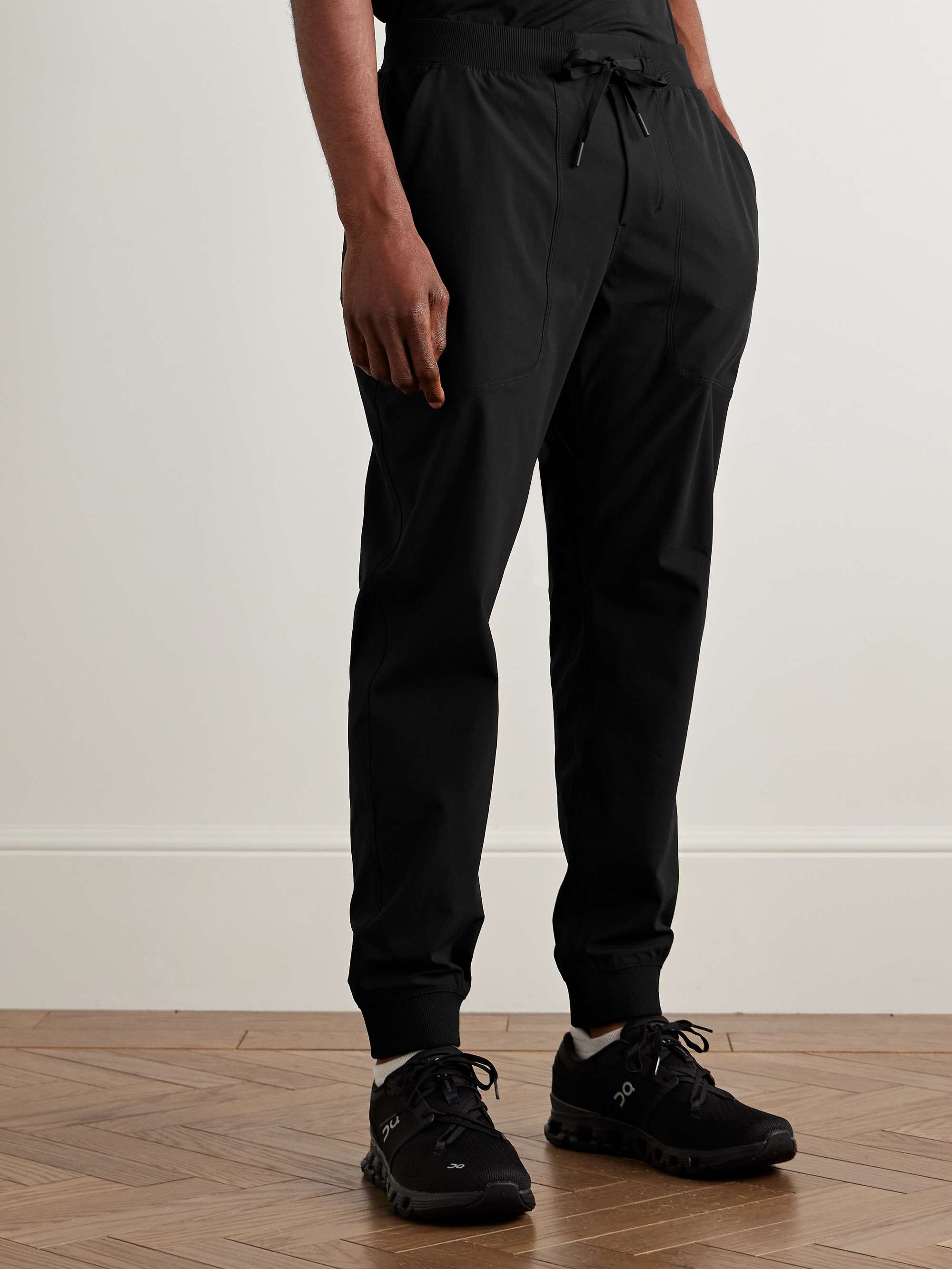 LULULEMON 
