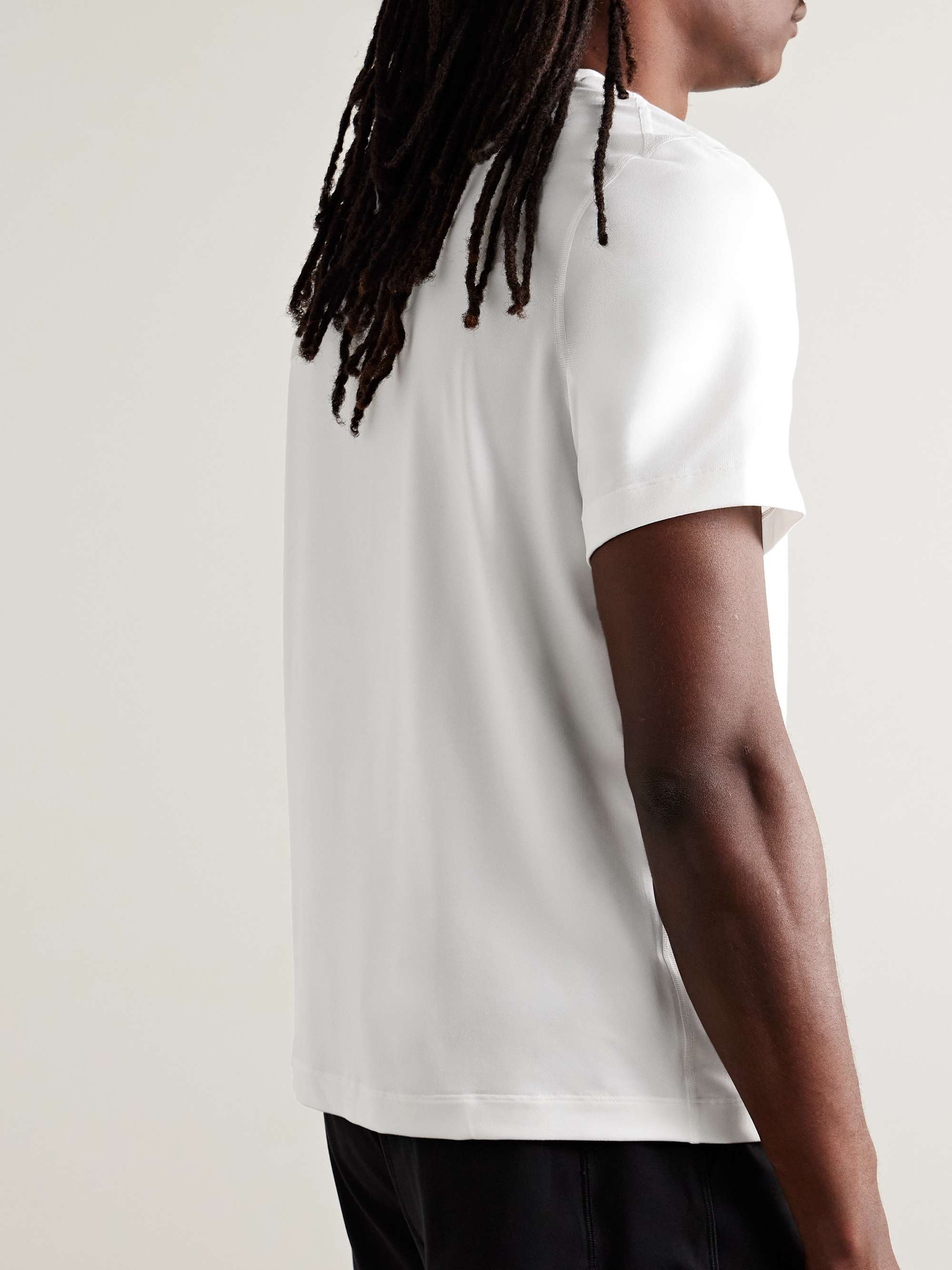LULULEMON 