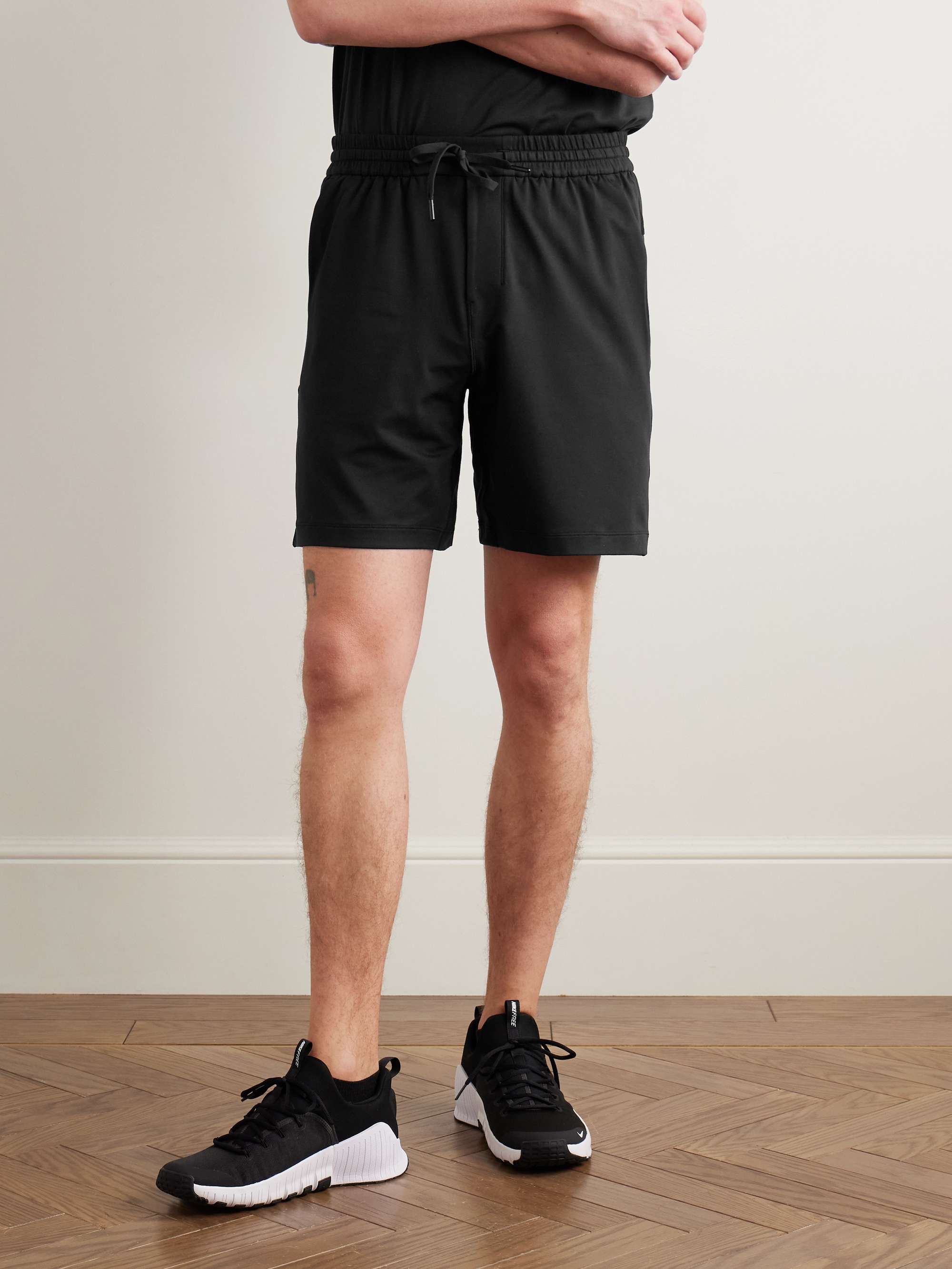 LULULEMON 
