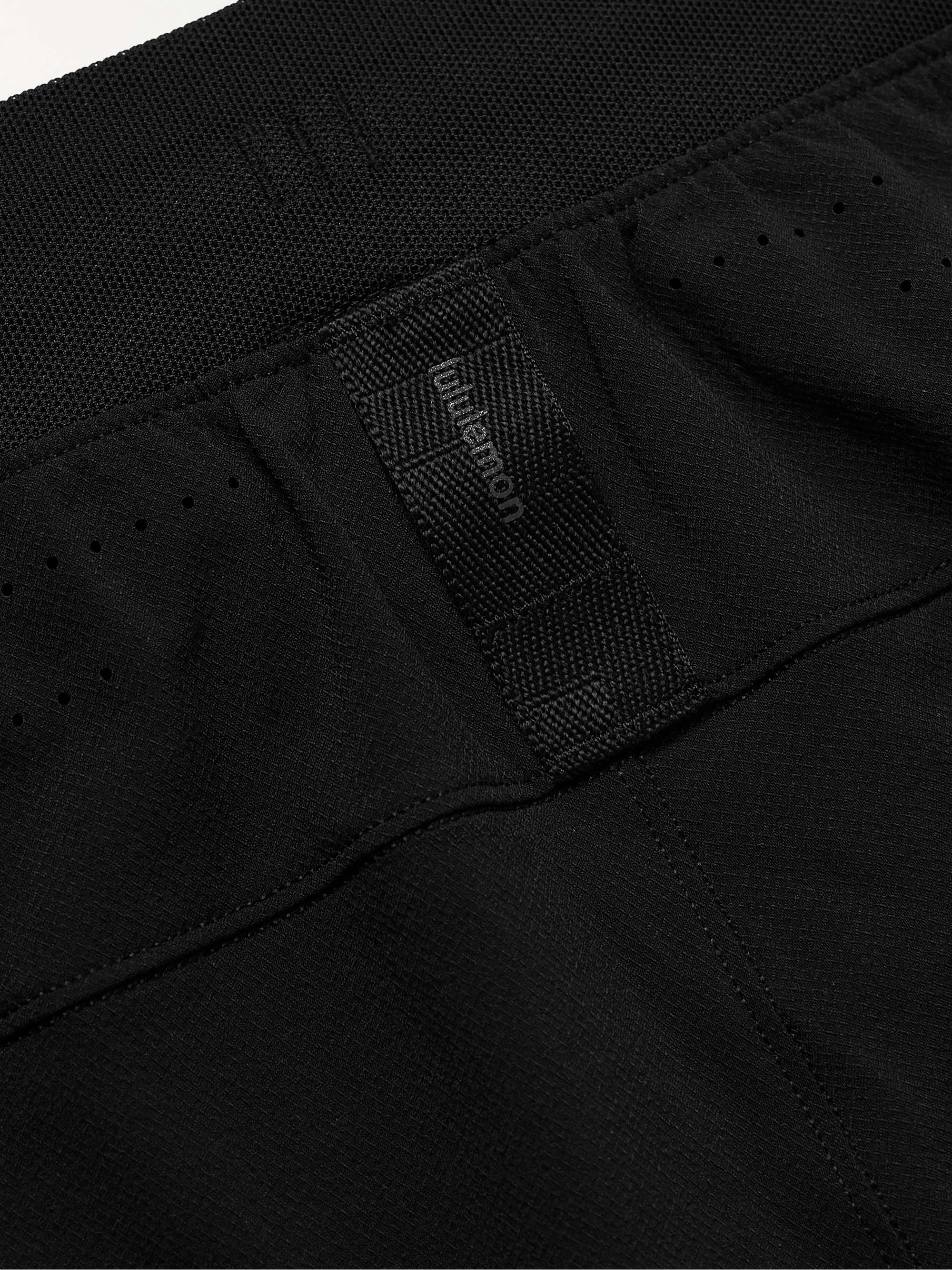 LULULEMON 