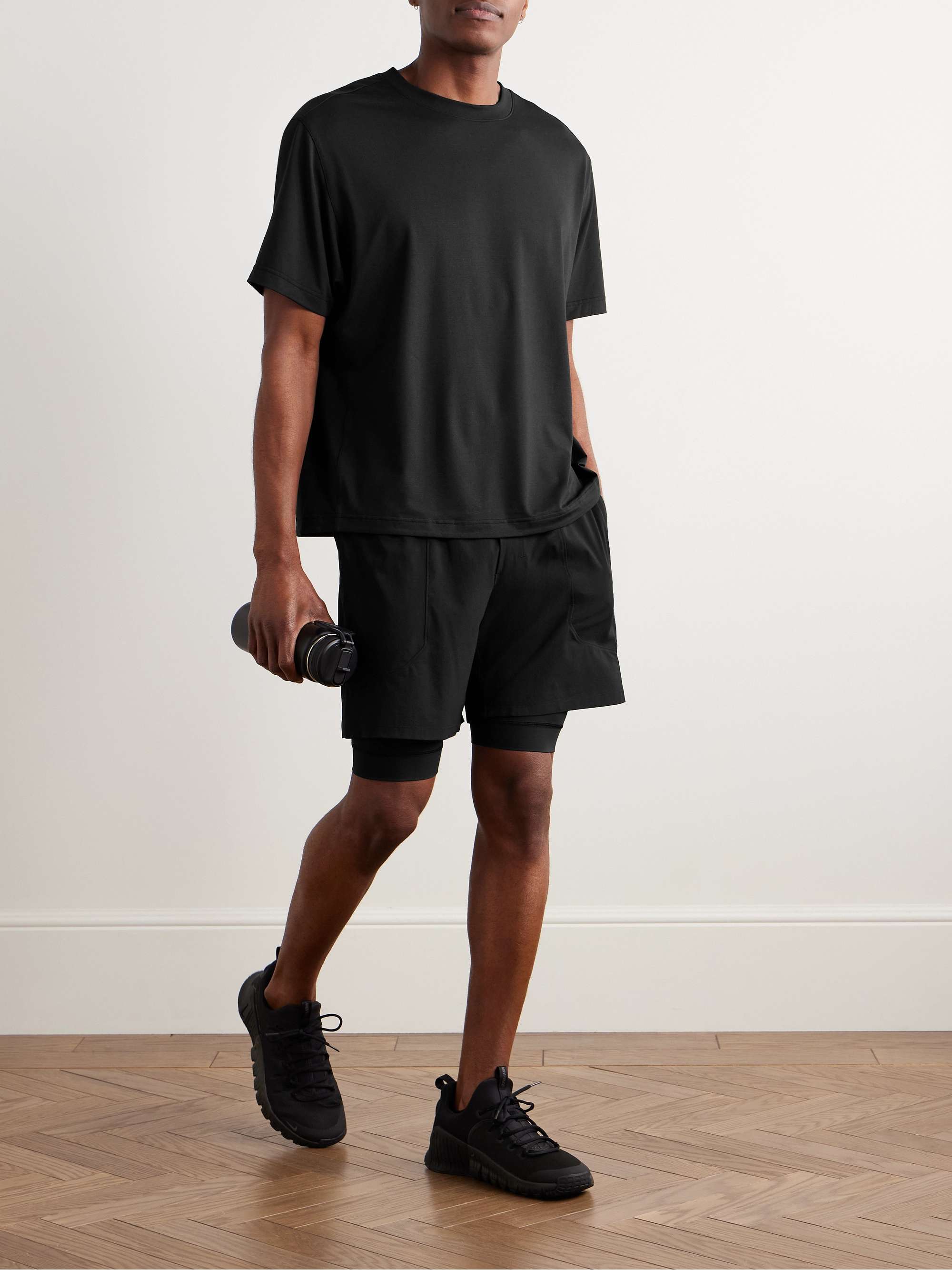 LULULEMON 