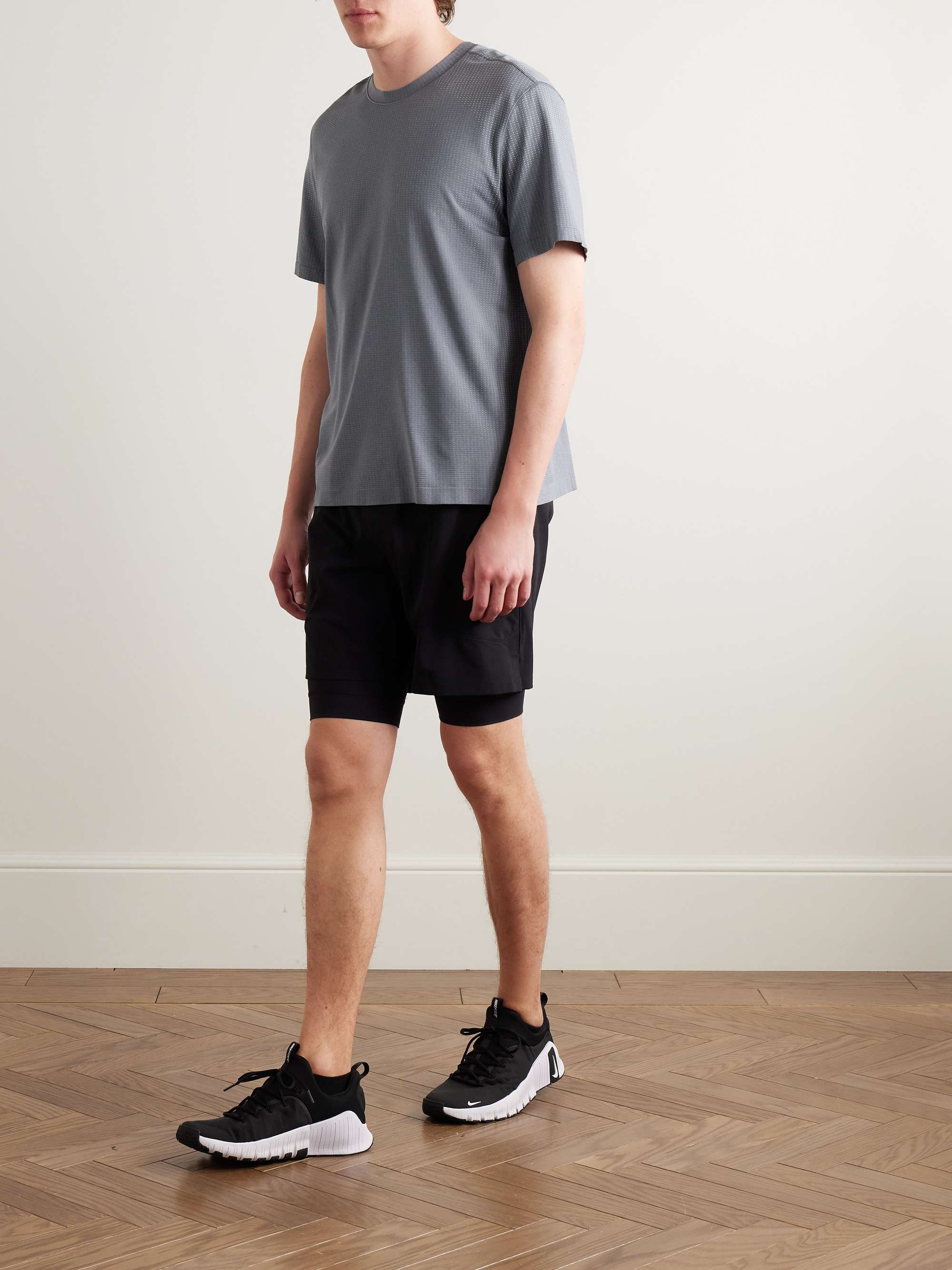 LULULEMON 