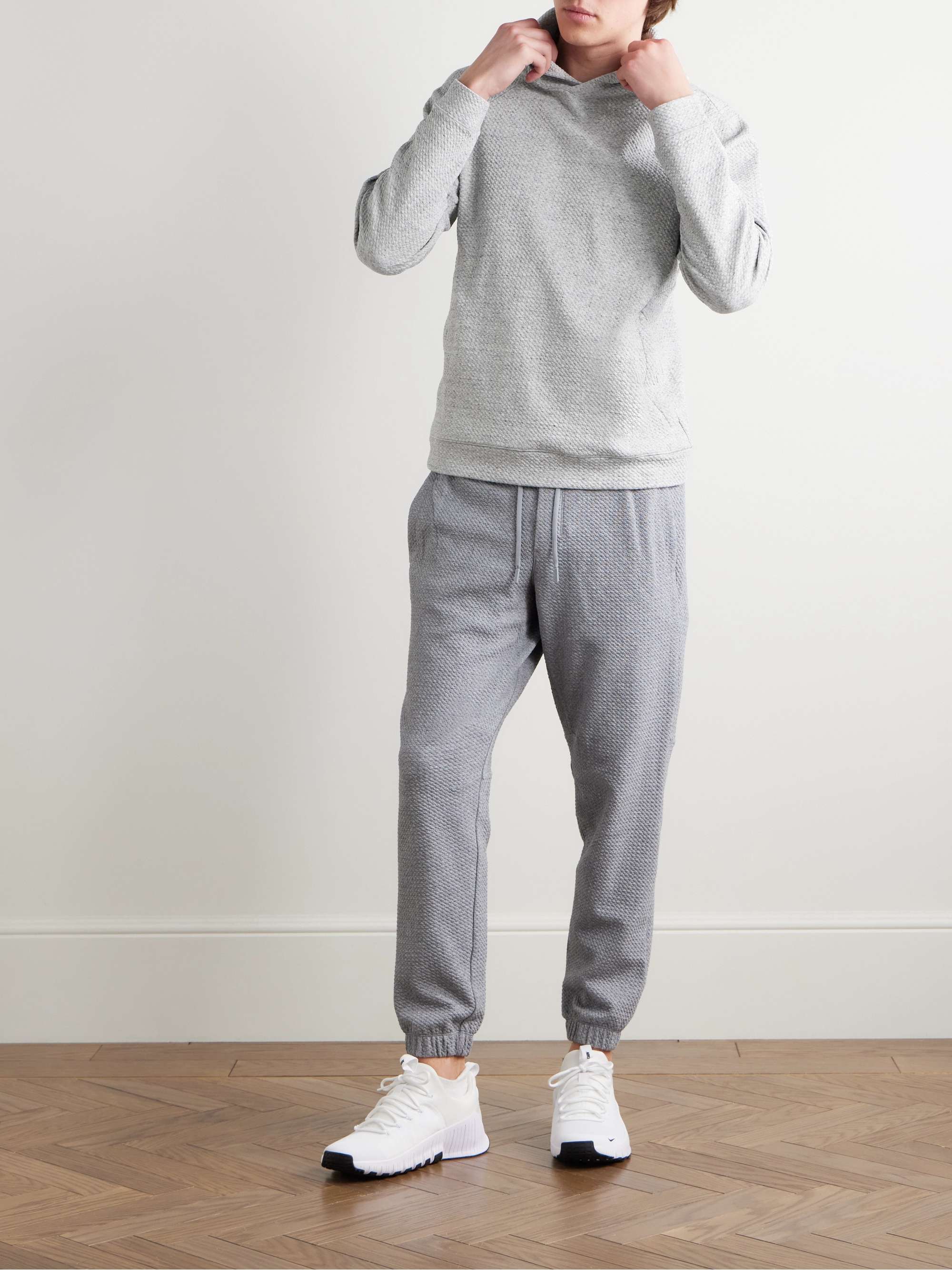LULULEMON 